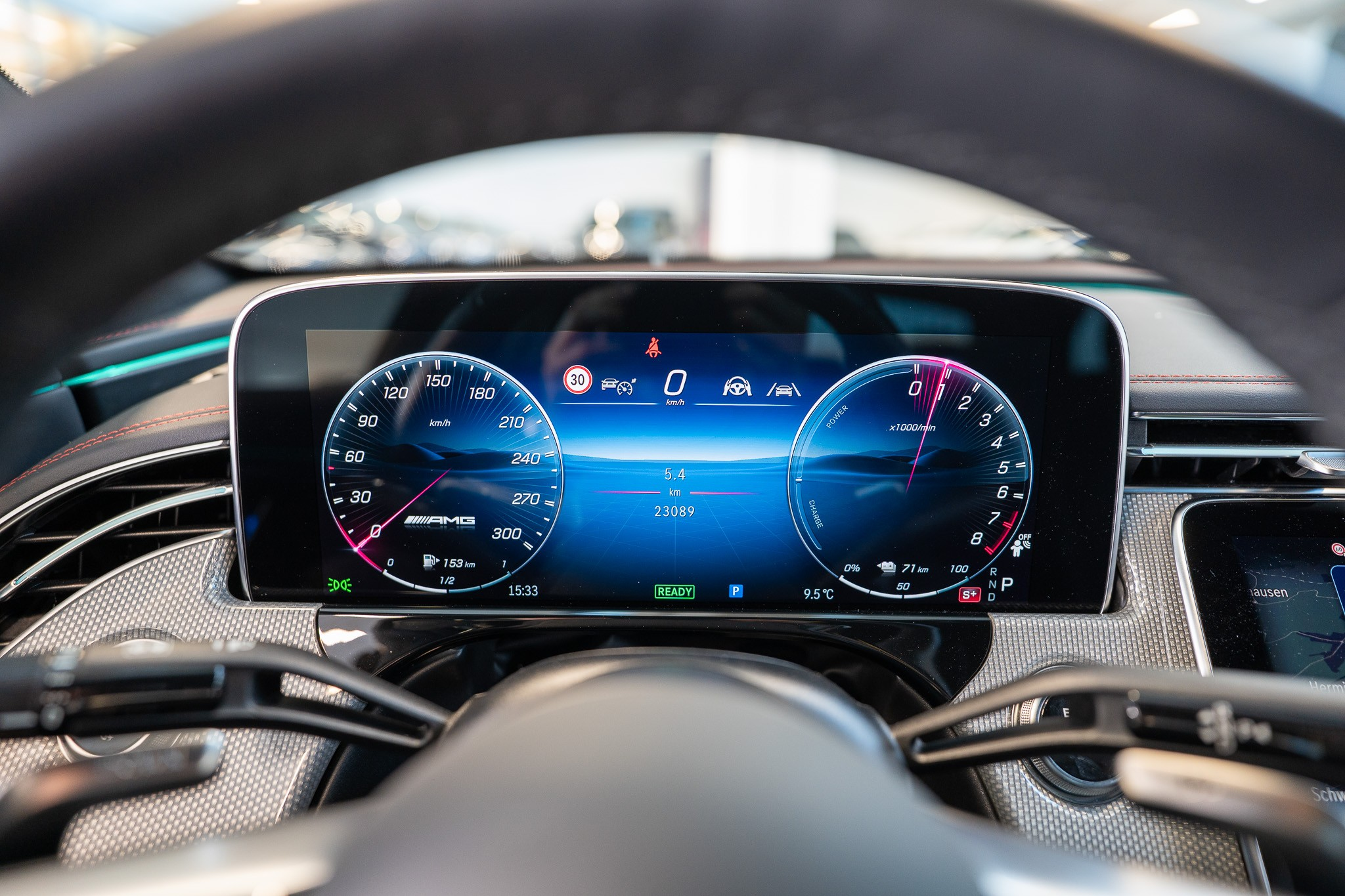 listing desktop thumbnail image 23