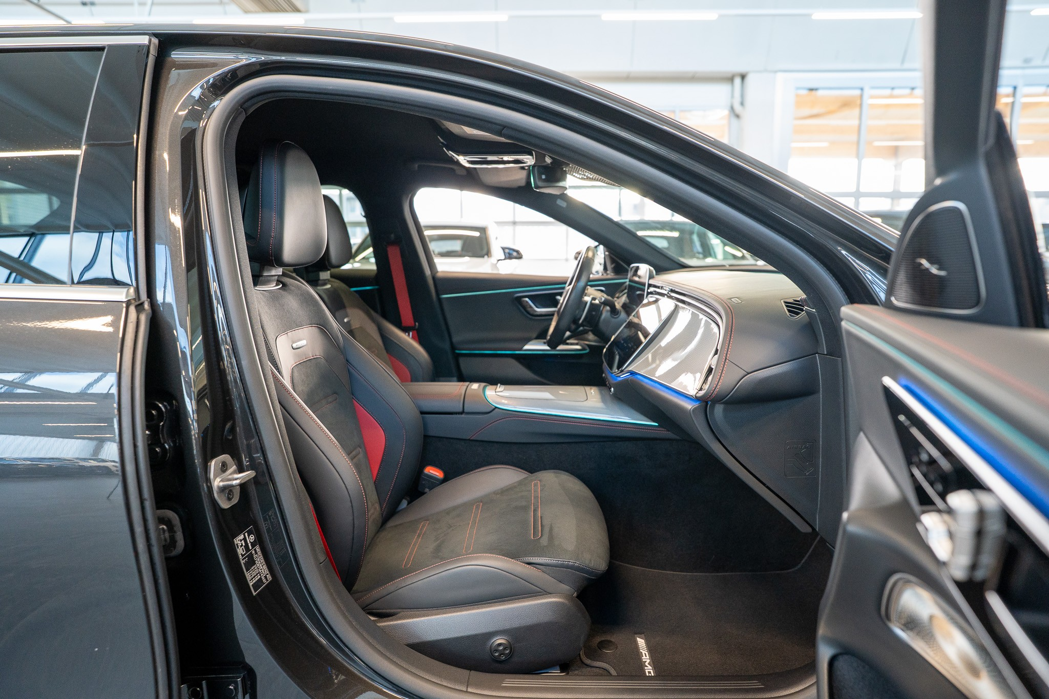 listing desktop thumbnail image 15