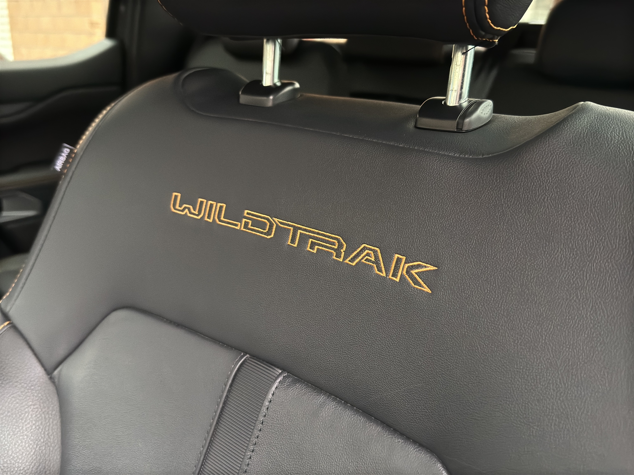 listing desktop thumbnail image 13