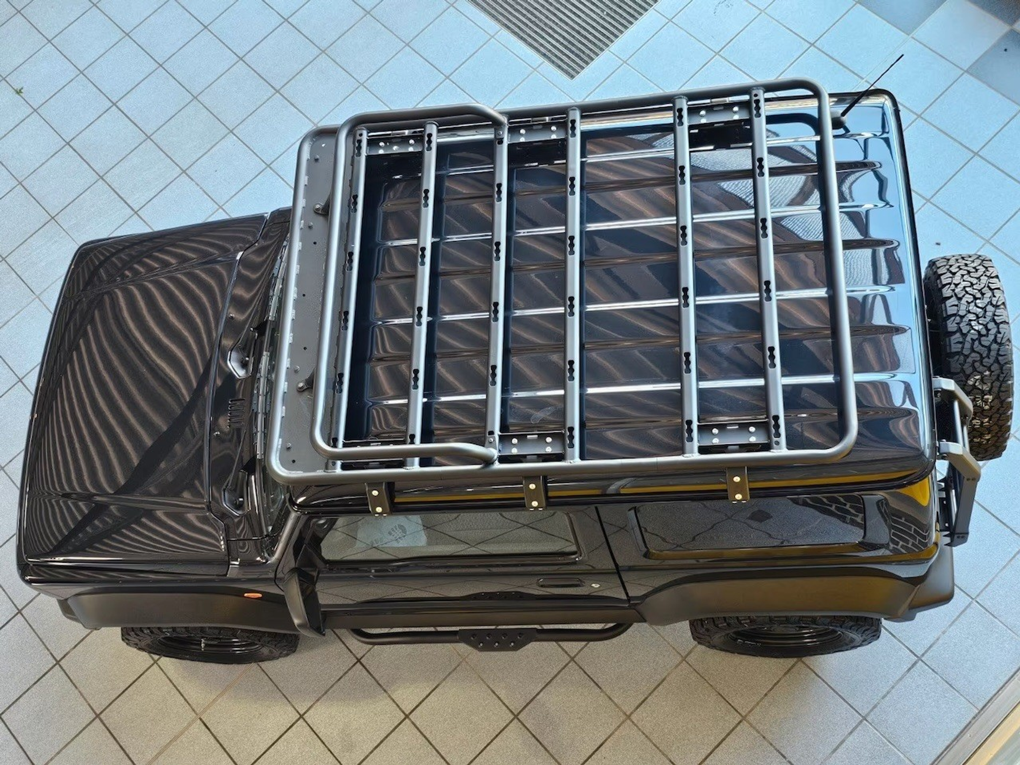 listing desktop thumbnail image 4