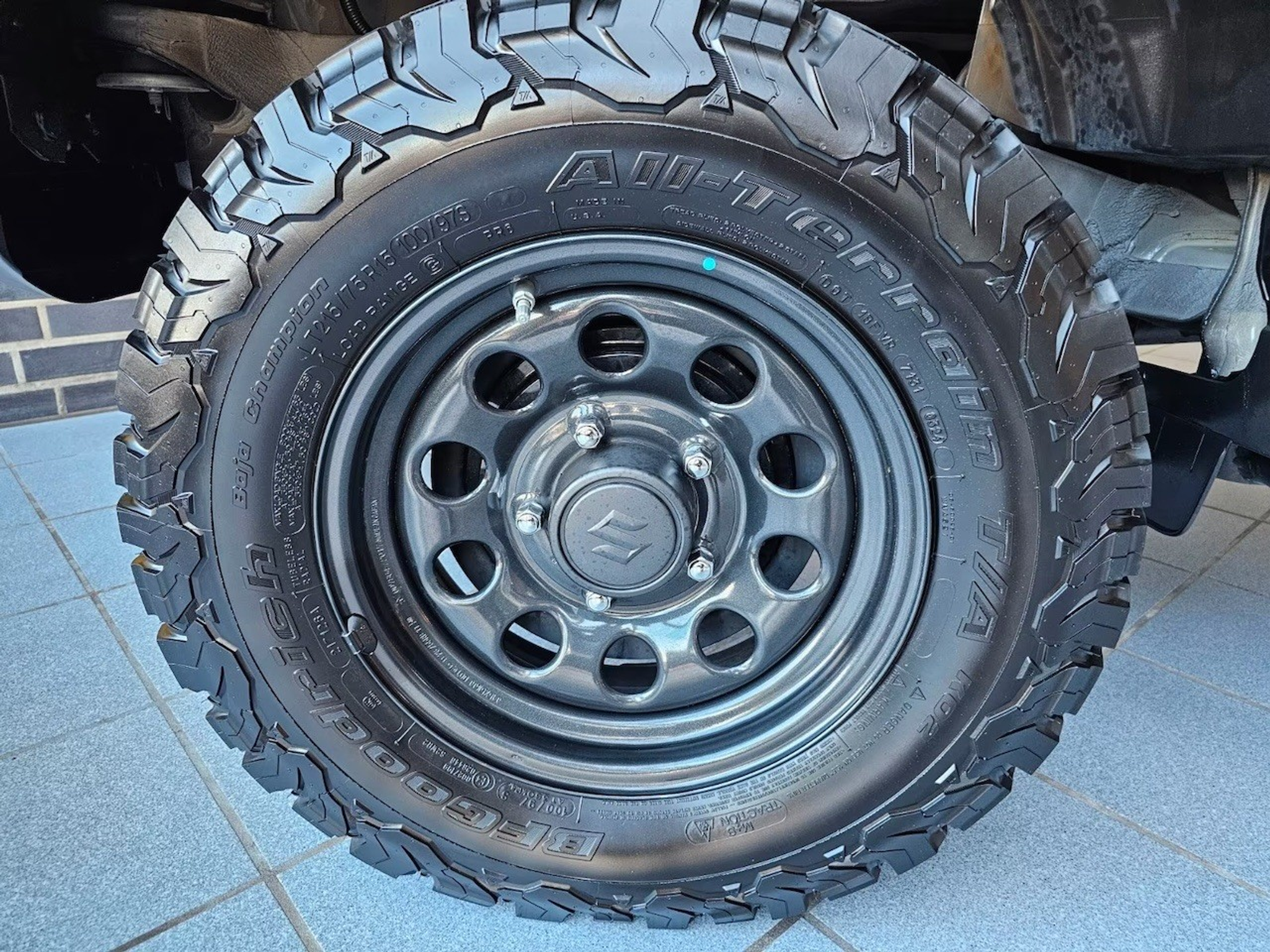 listing desktop thumbnail image 8