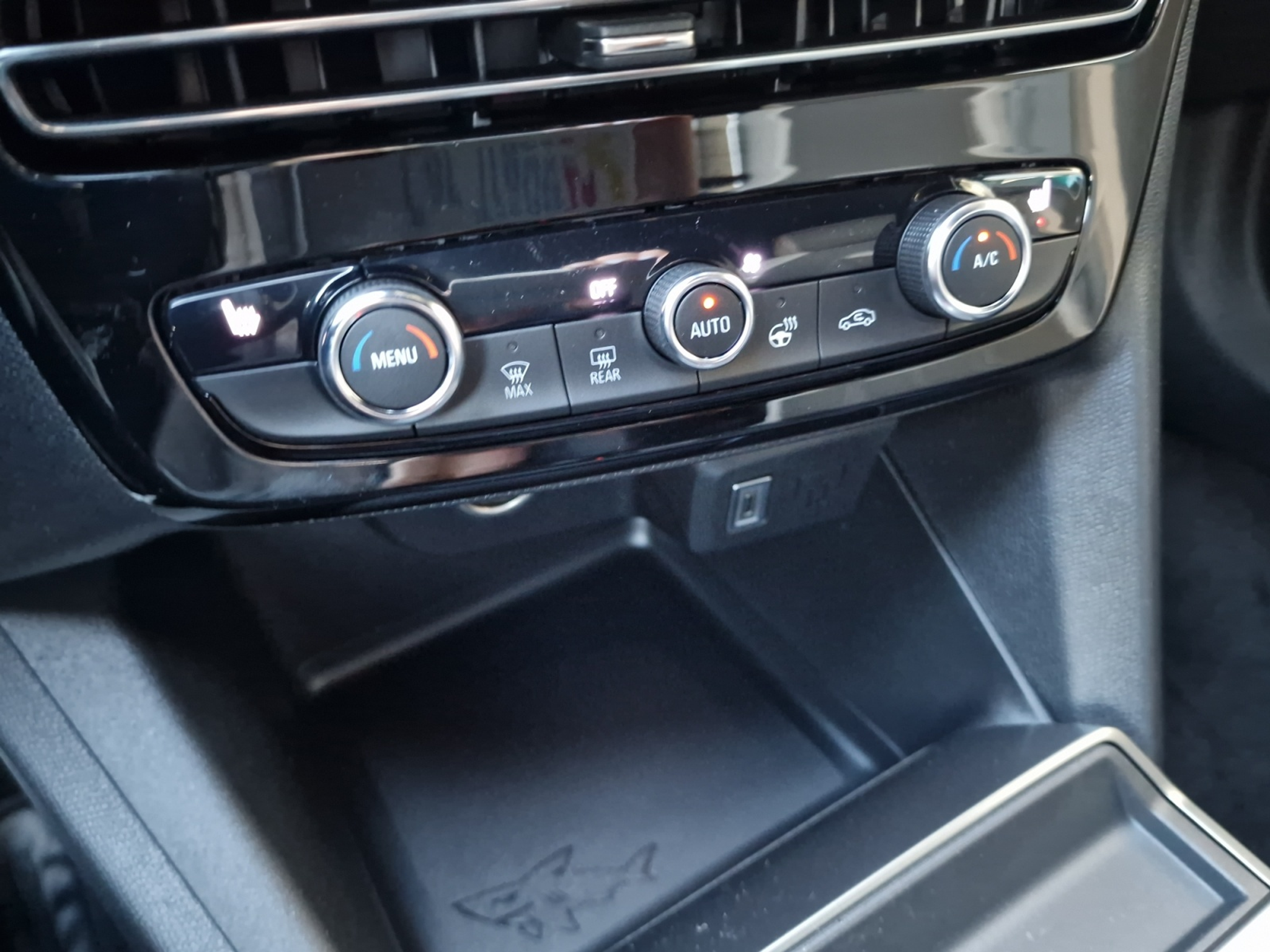 listing desktop thumbnail image 14