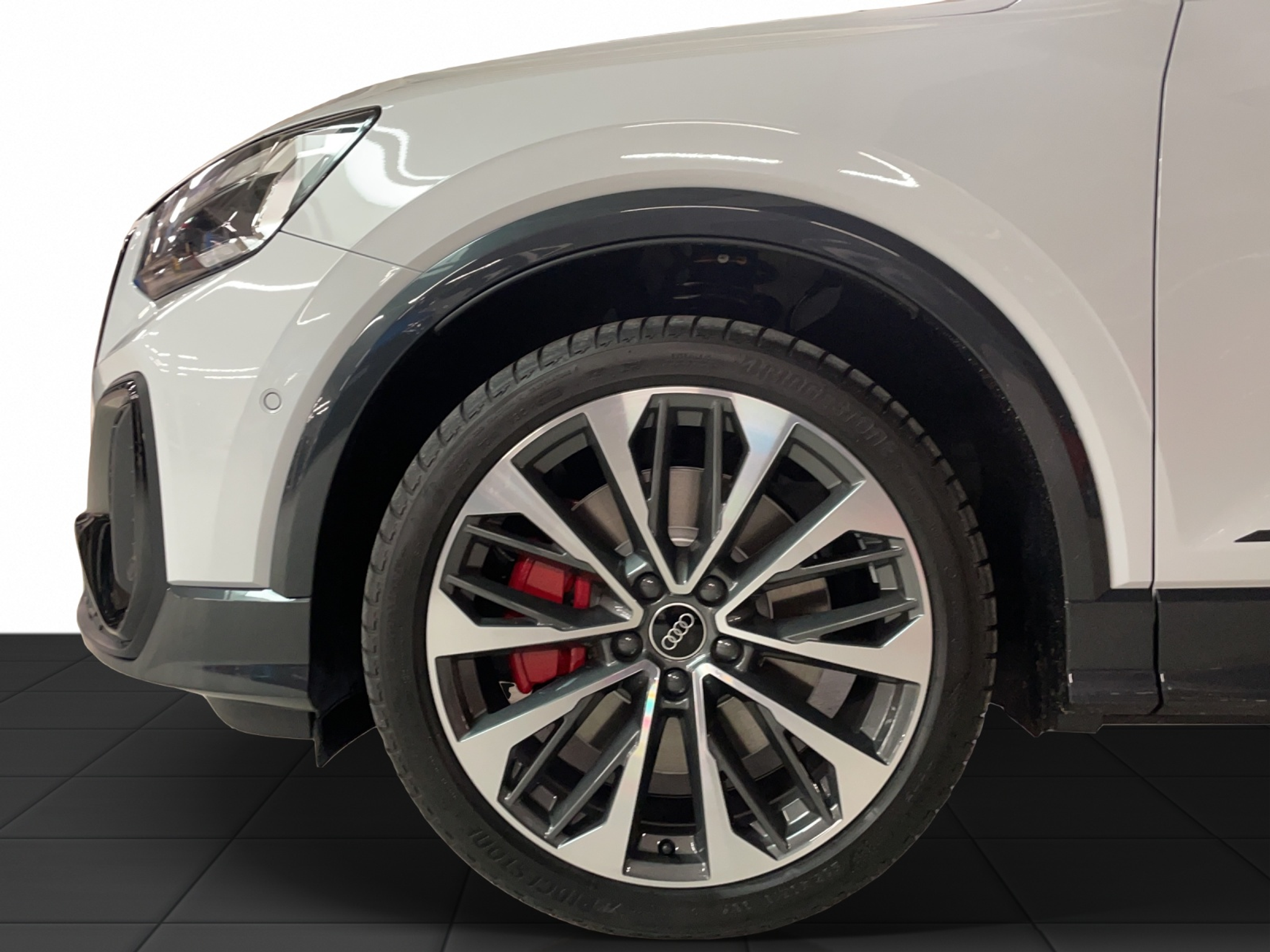 listing desktop thumbnail image 8