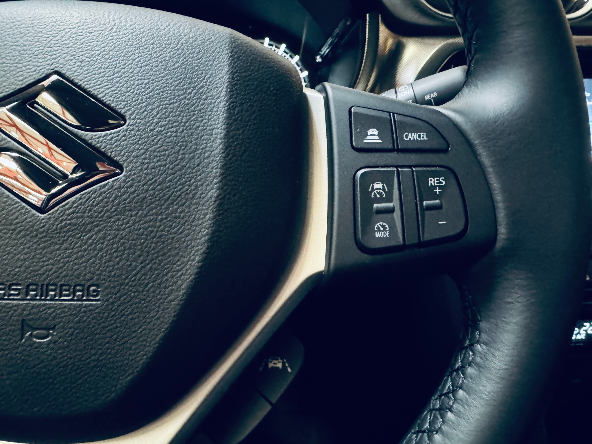 listing desktop thumbnail image 25