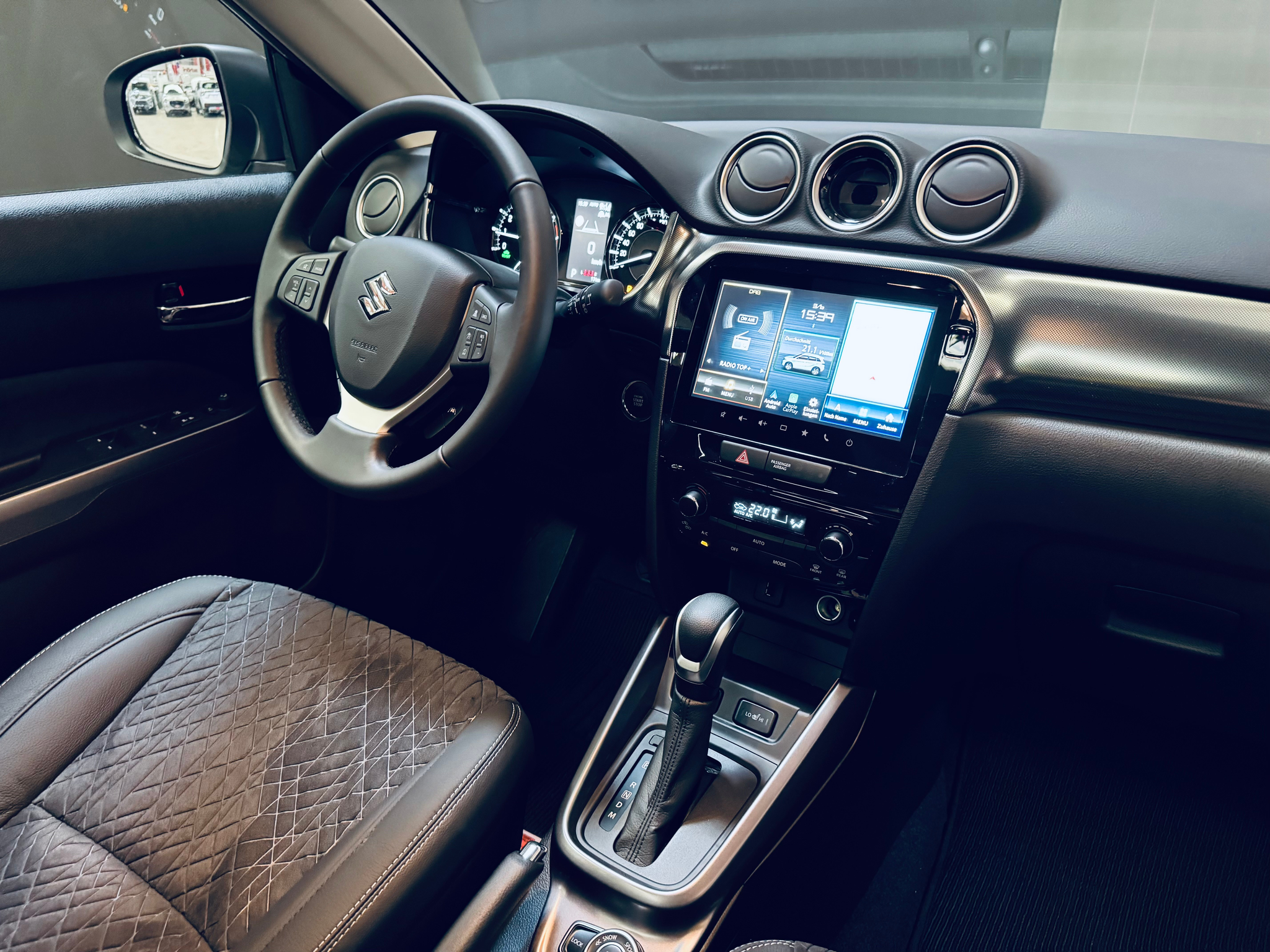 listing desktop thumbnail image 20