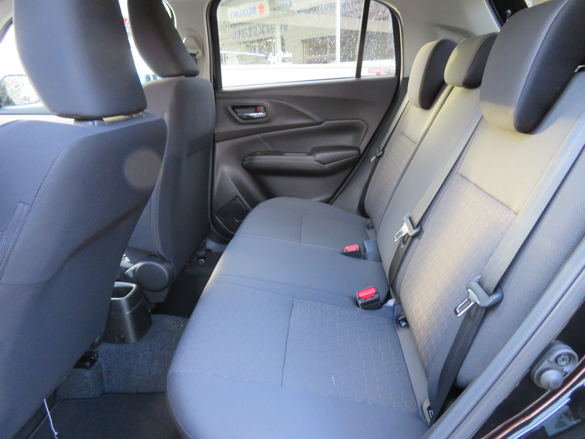 listing desktop thumbnail image 9