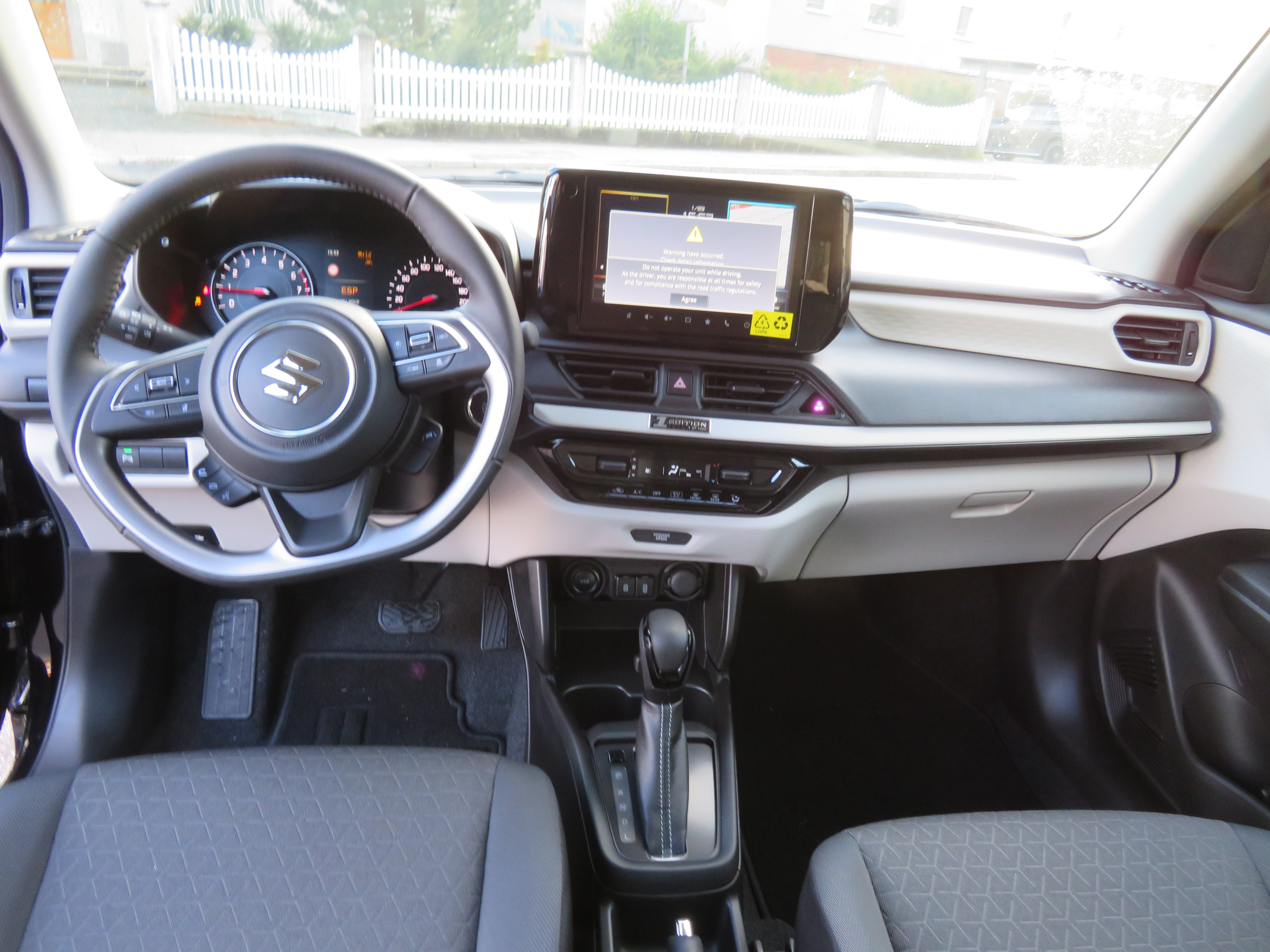 listing desktop thumbnail image 11