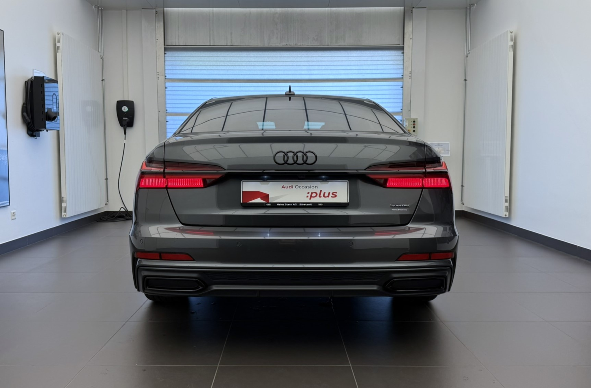 listing desktop thumbnail image 25