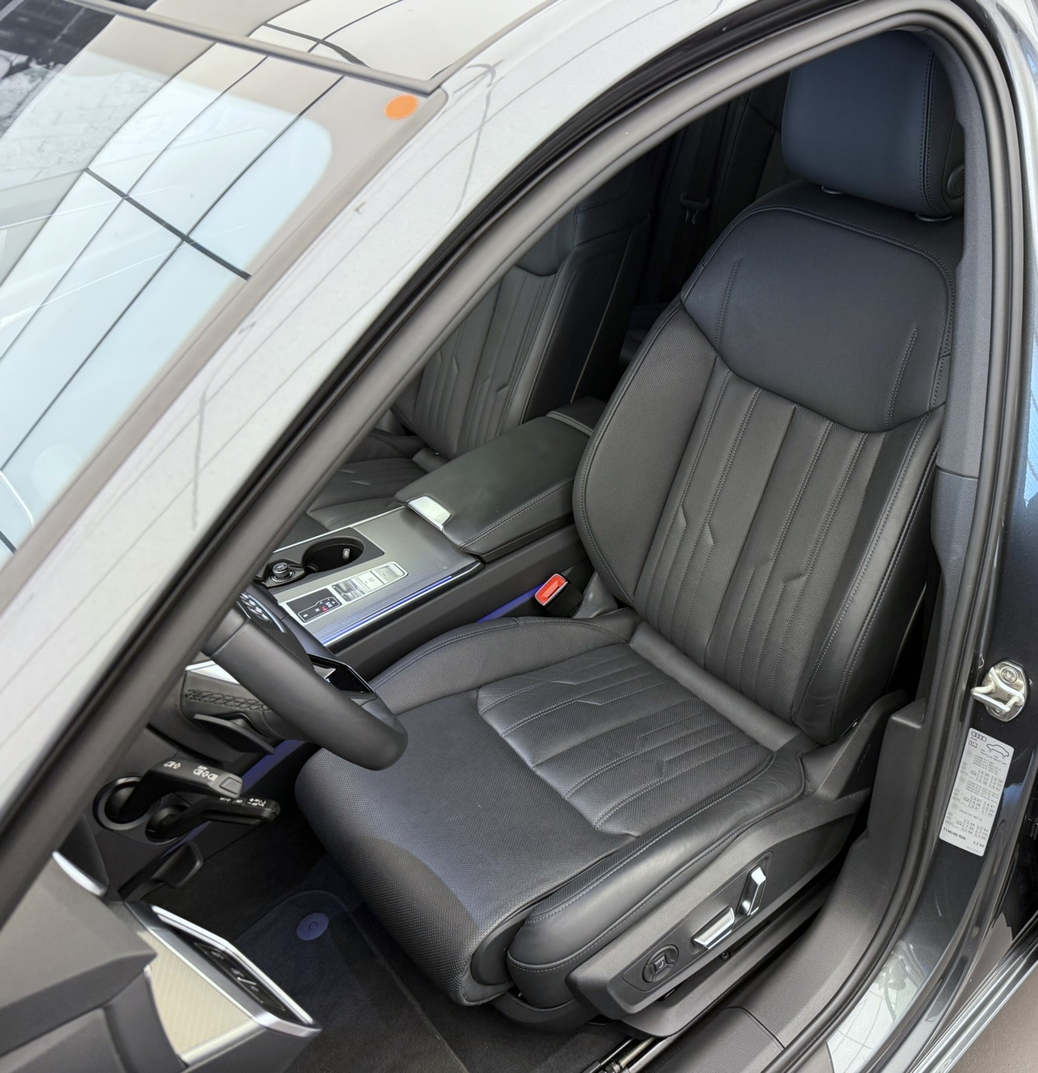 listing desktop thumbnail image 6