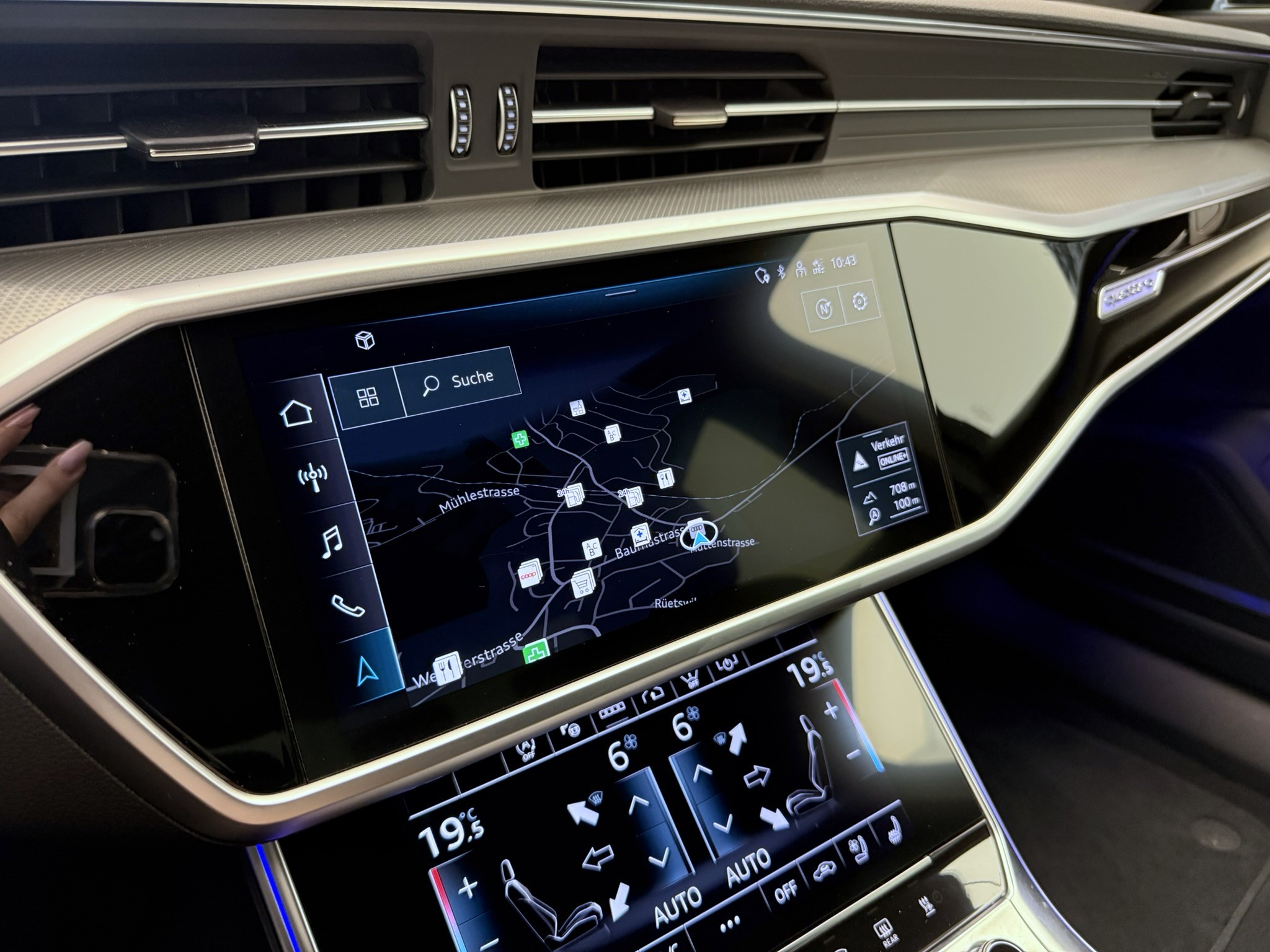 listing desktop thumbnail image 15