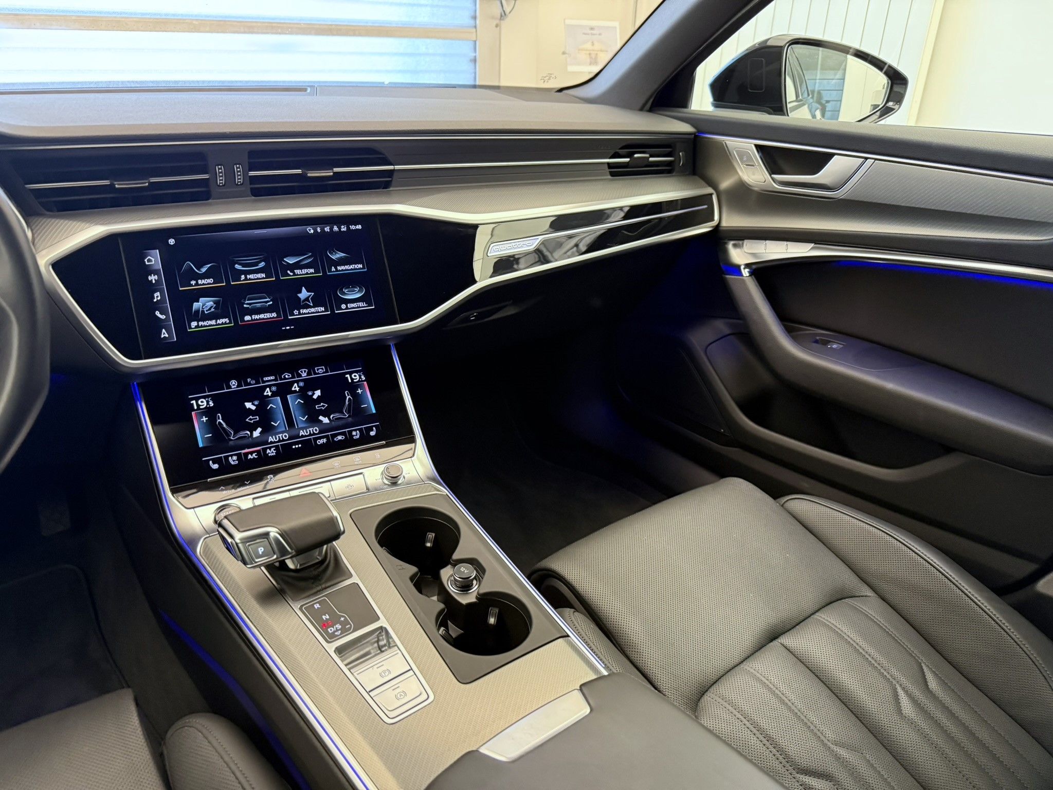 listing desktop thumbnail image 17