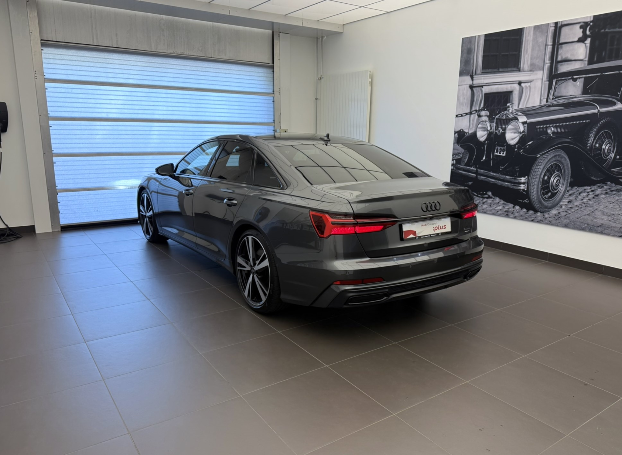 listing desktop thumbnail image 24