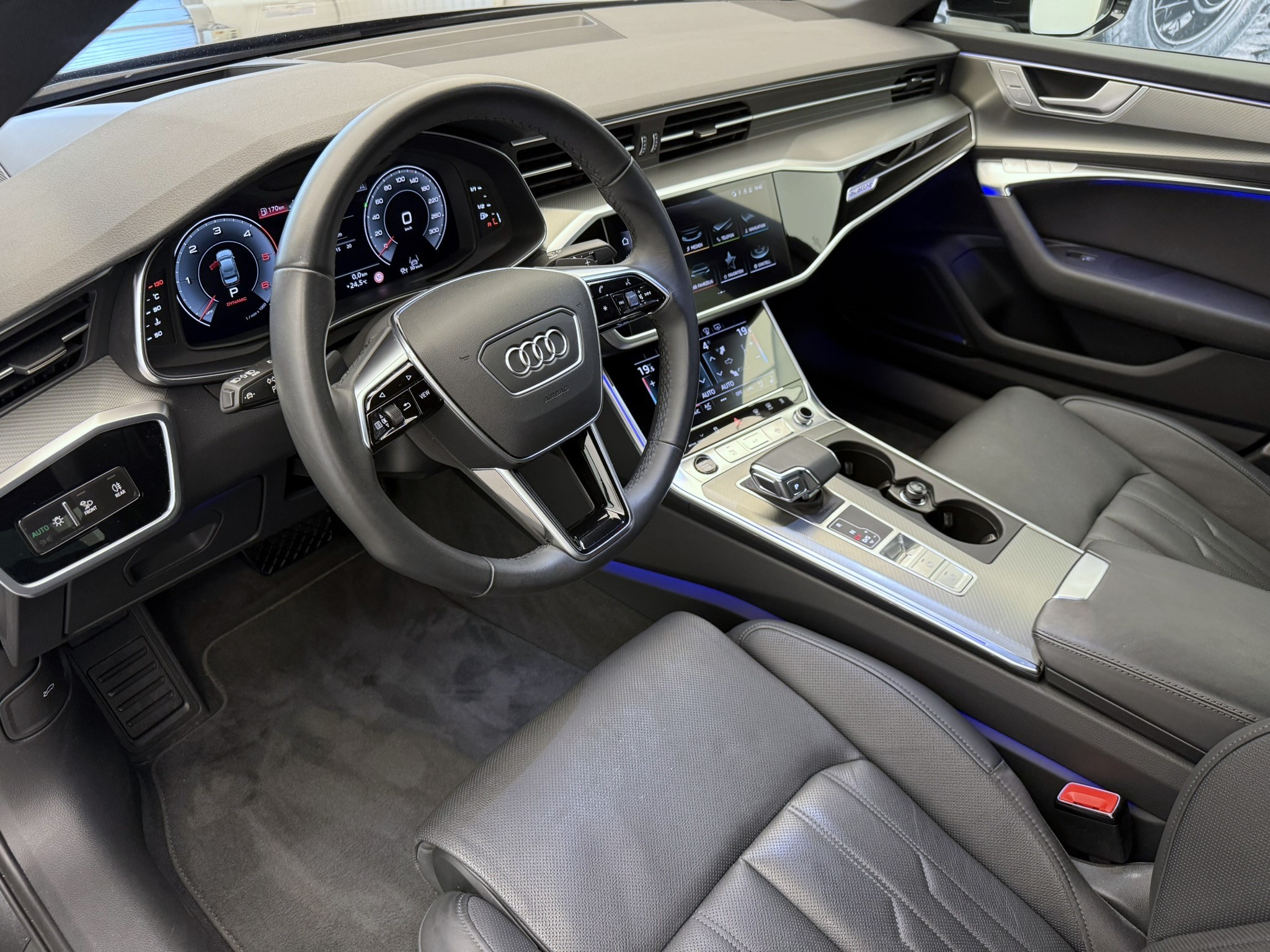 listing desktop thumbnail image 7