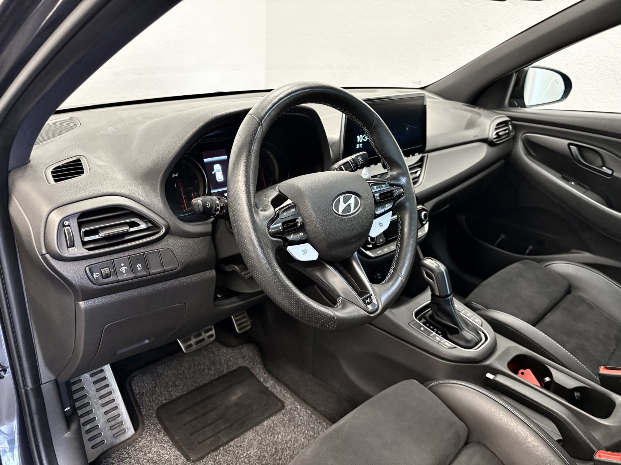 listing desktop thumbnail image 17