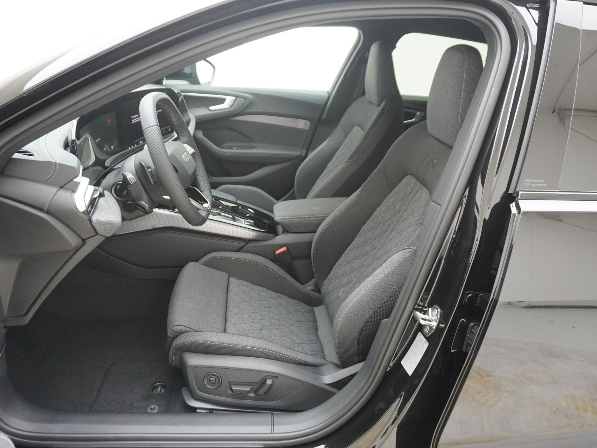 listing desktop thumbnail image 12