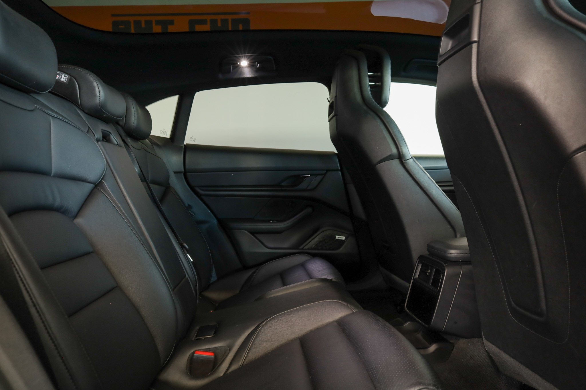 listing desktop thumbnail image 10