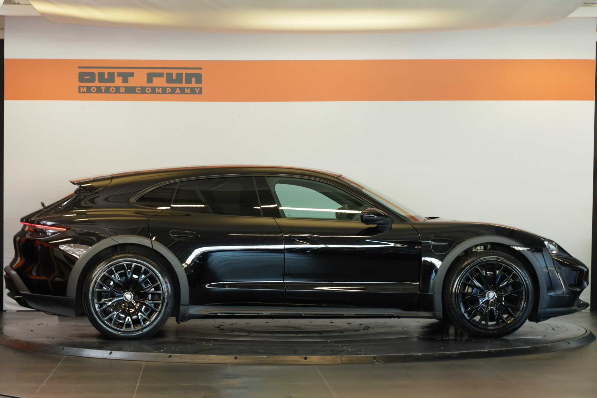 listing desktop thumbnail image 8