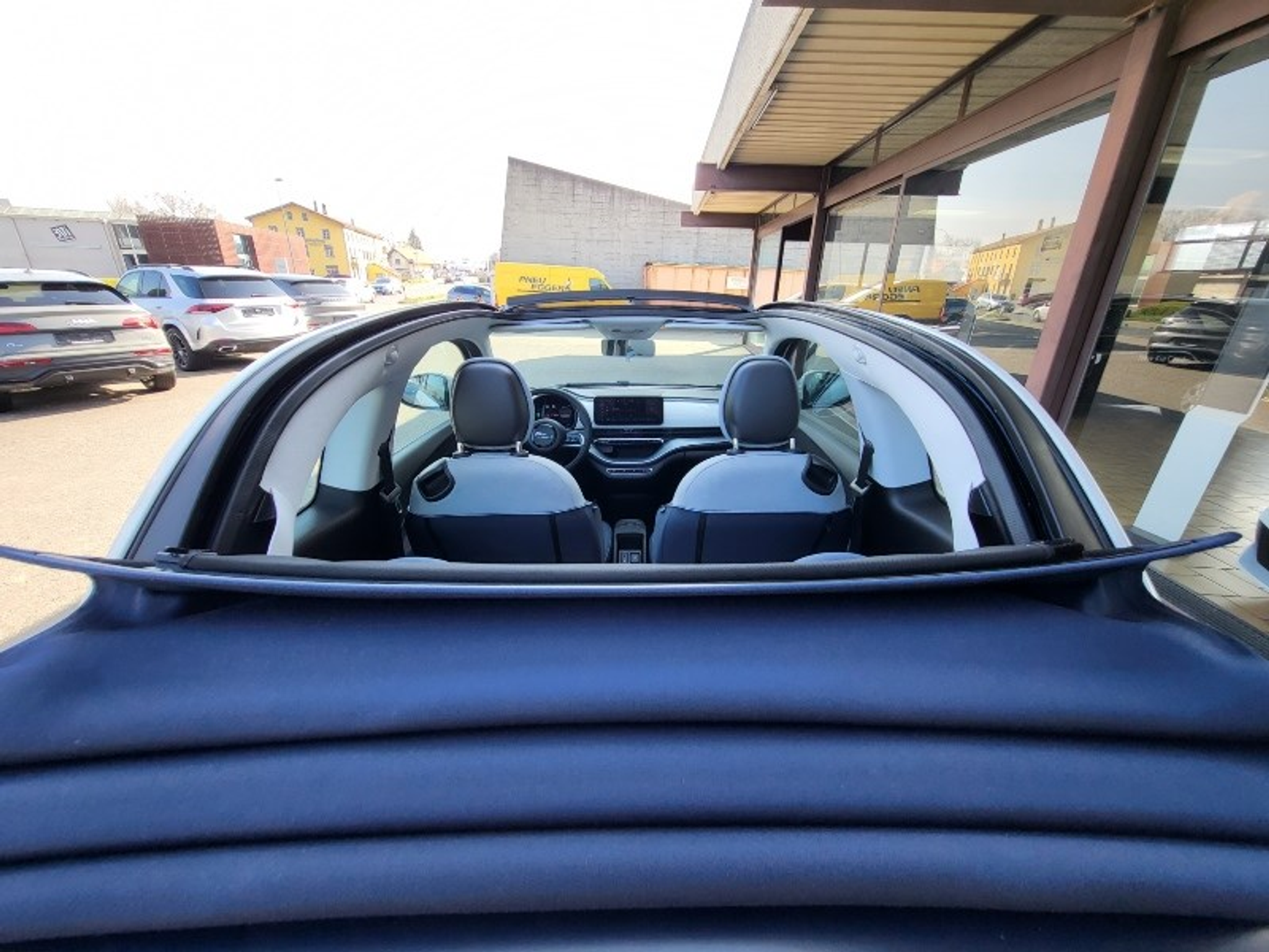 listing desktop thumbnail image 9