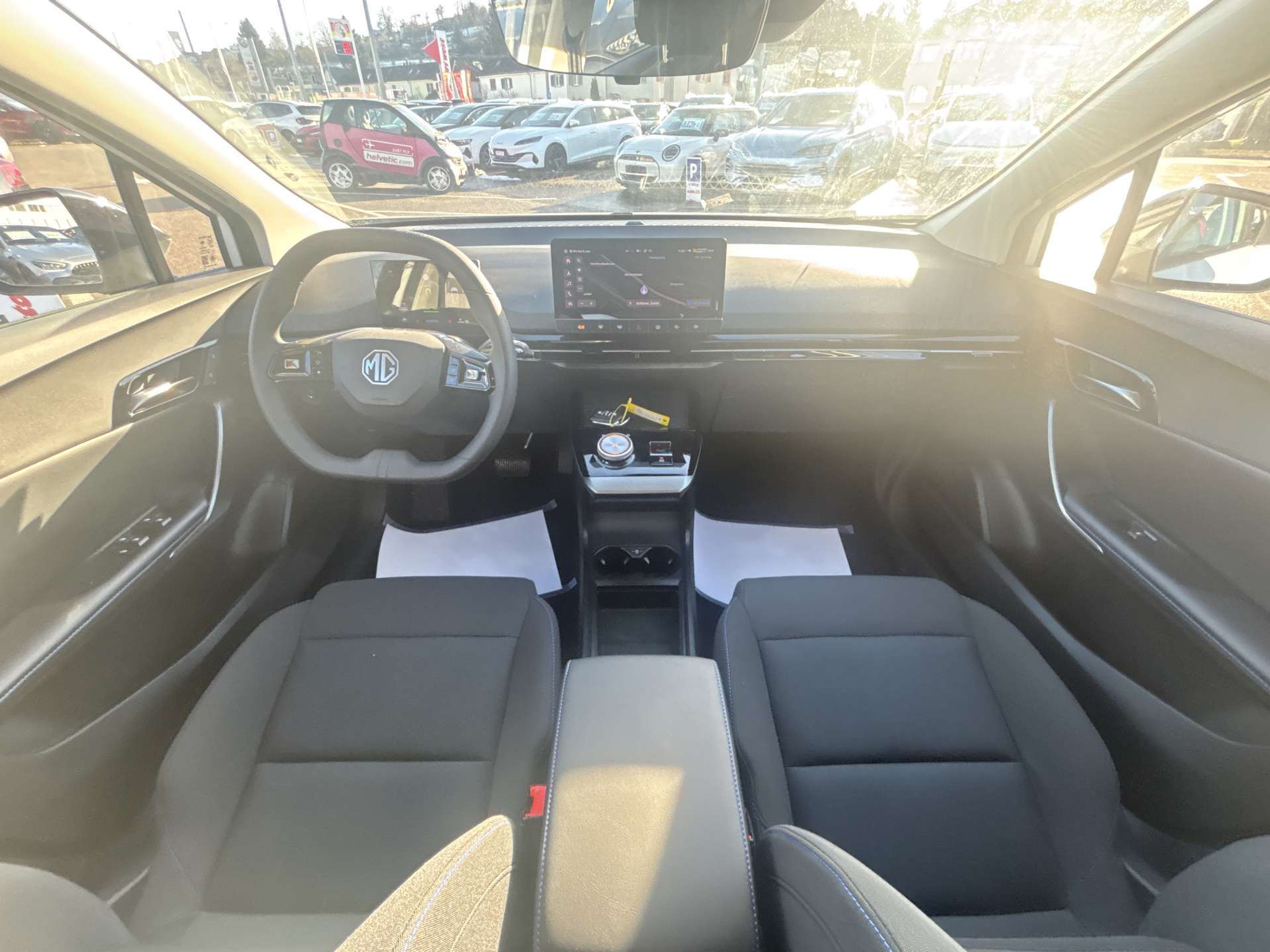 listing desktop thumbnail image 13