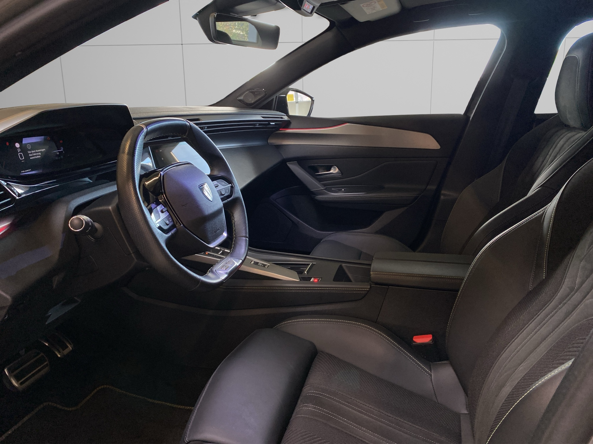 listing desktop thumbnail image 10