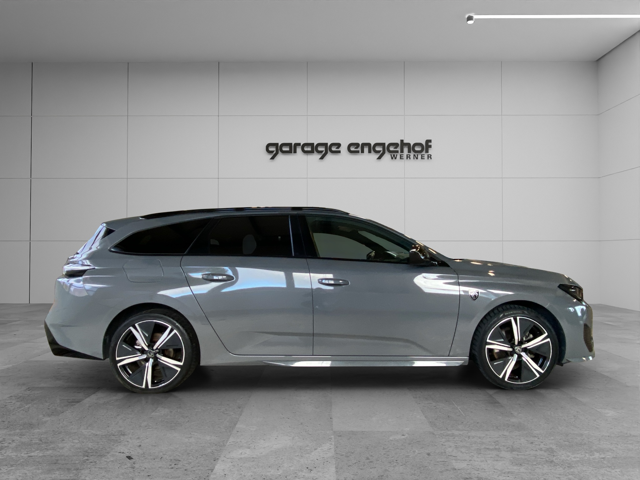 listing desktop thumbnail image 7