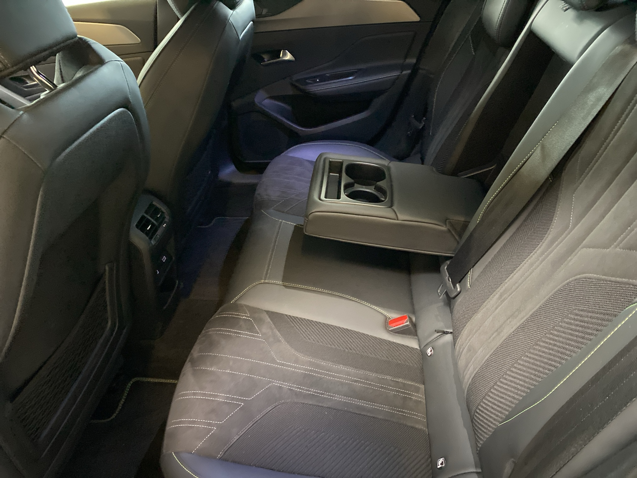 listing desktop thumbnail image 14