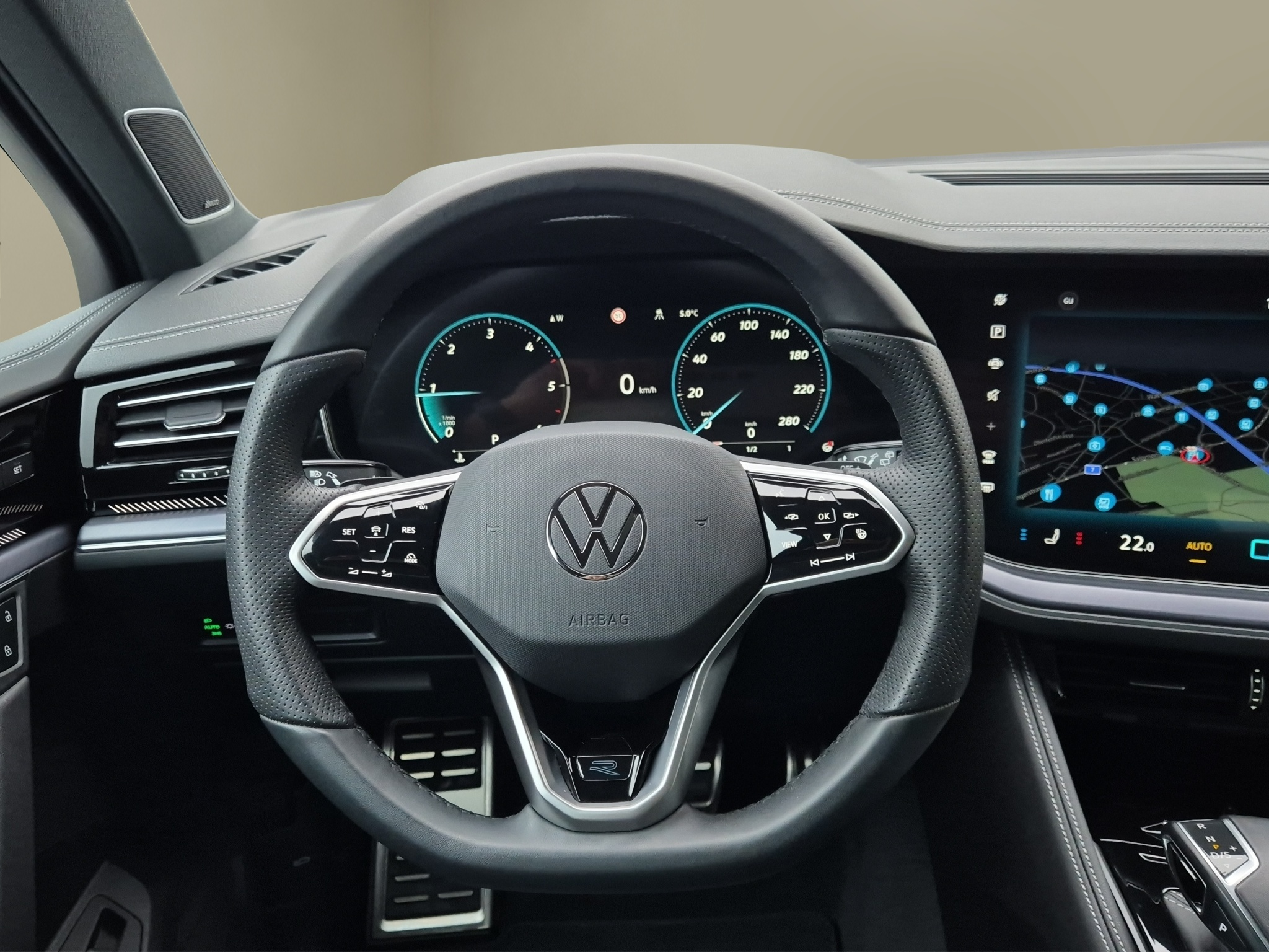 listing desktop thumbnail image 11