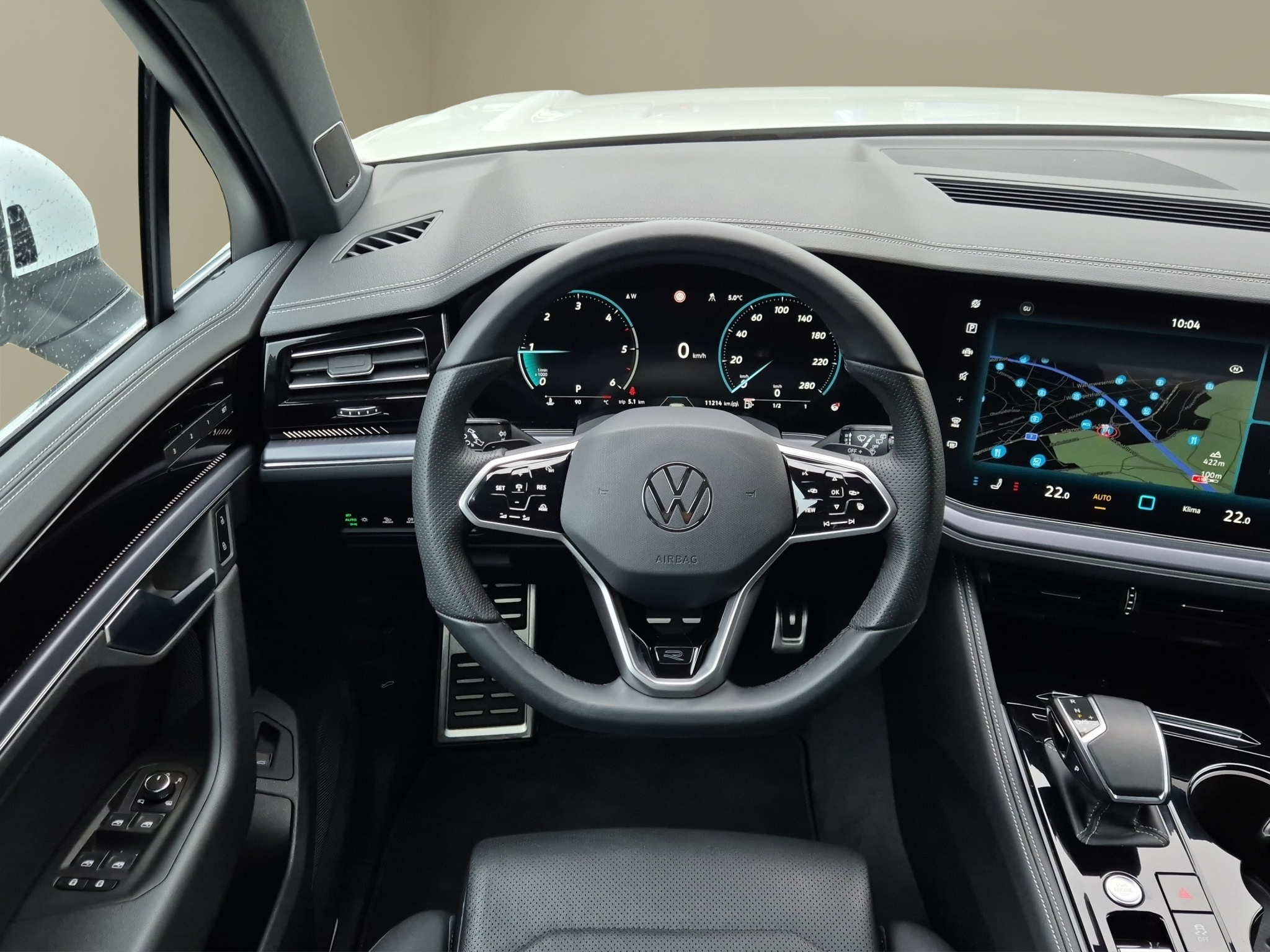 listing desktop thumbnail image 10