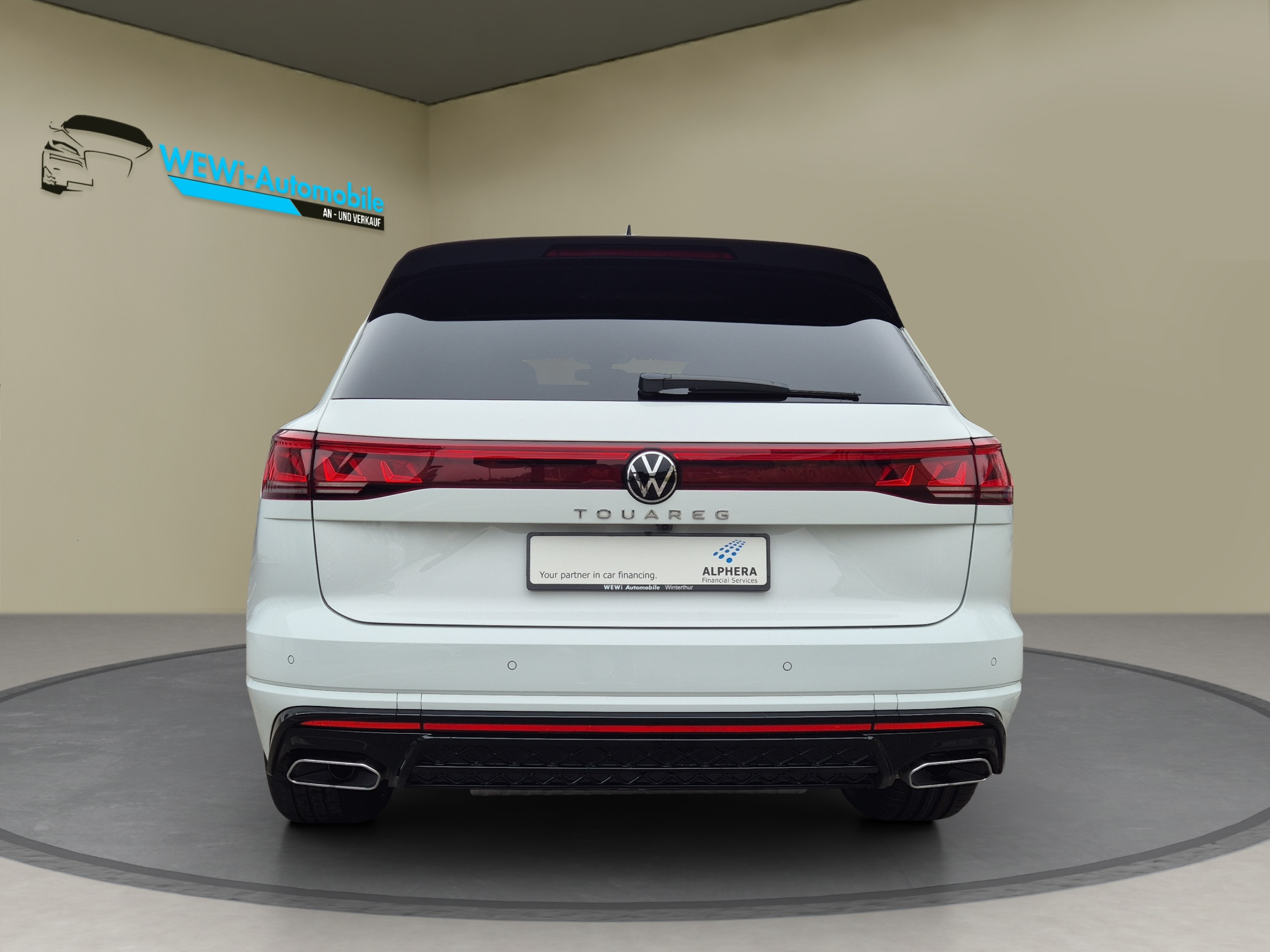 listing desktop thumbnail image 3