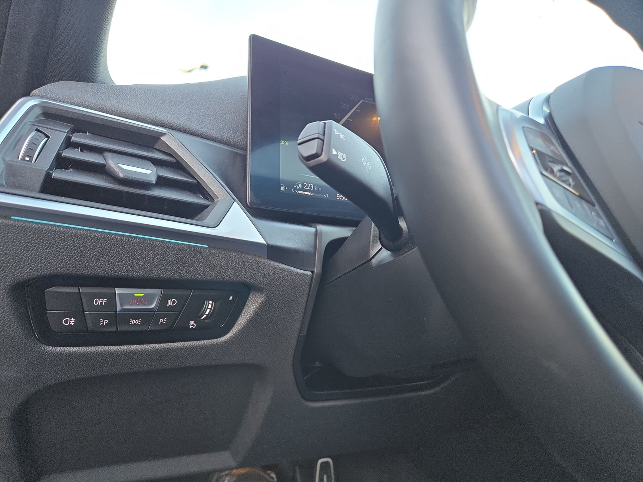 listing desktop thumbnail image 19