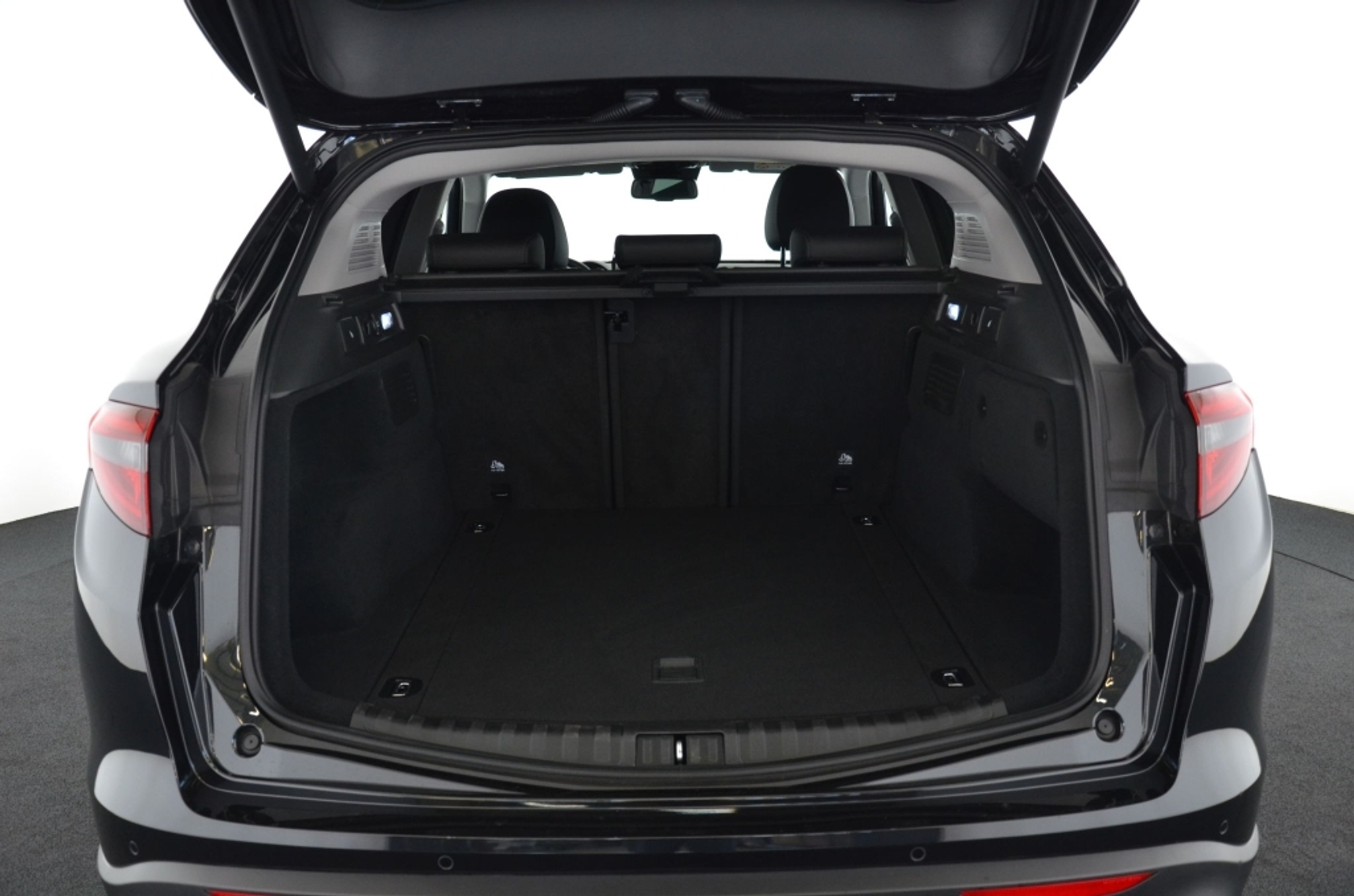 listing desktop thumbnail image 26