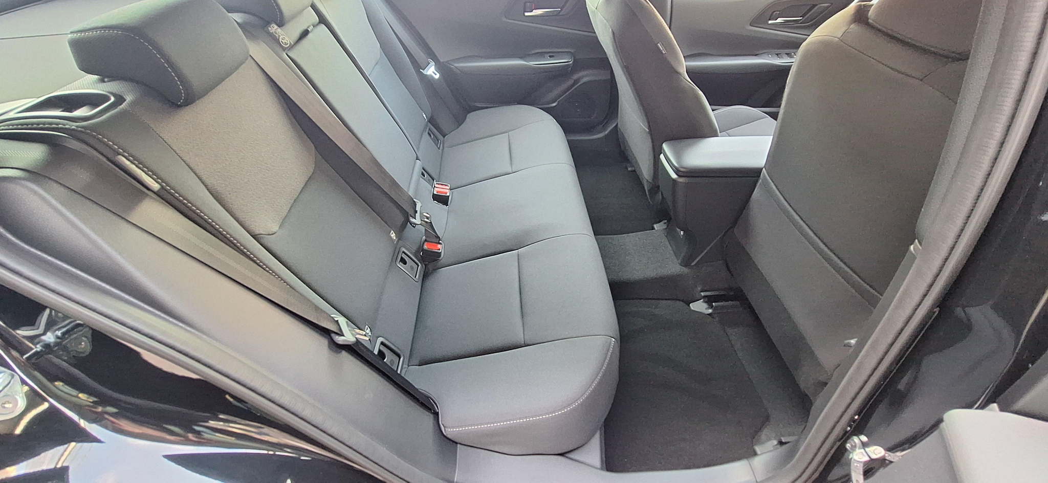 listing desktop thumbnail image 7