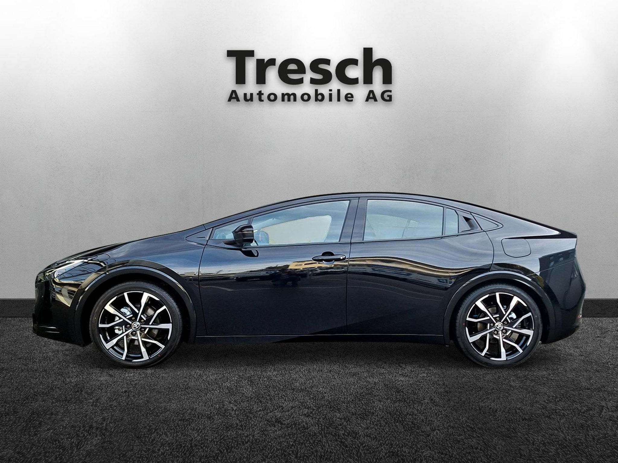 listing desktop thumbnail image 4