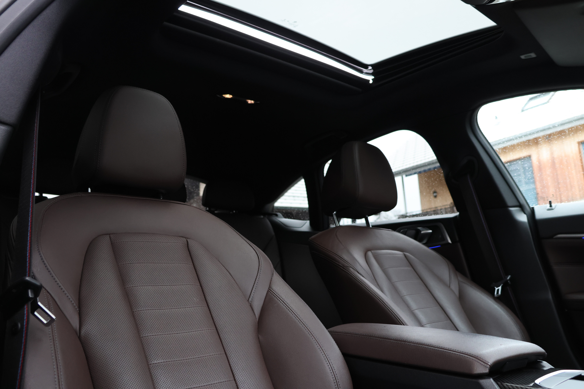 listing desktop thumbnail image 19