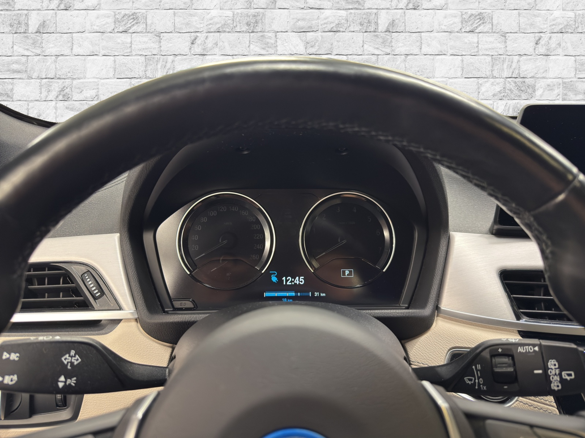 listing desktop thumbnail image 13