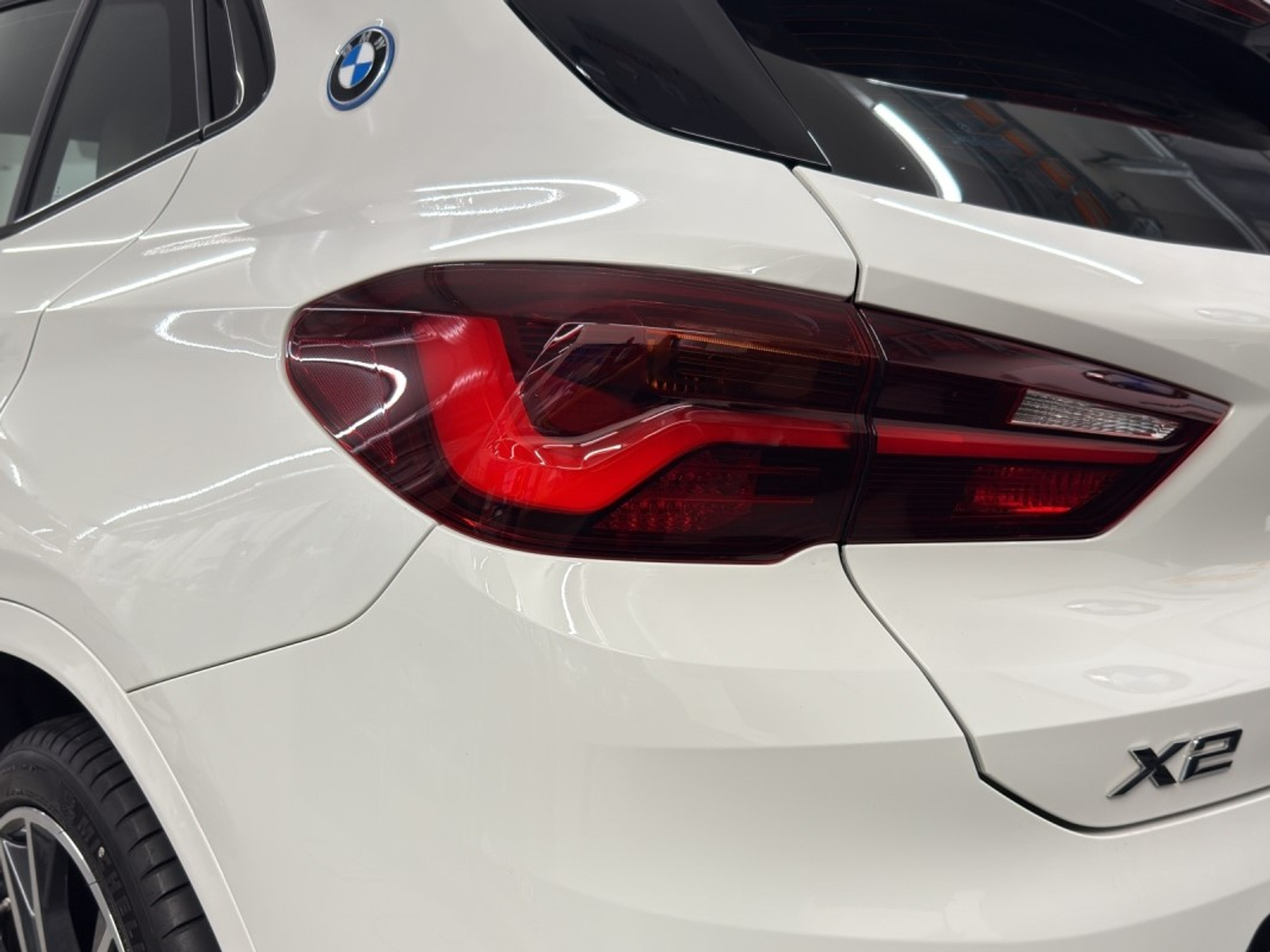 listing desktop thumbnail image 19