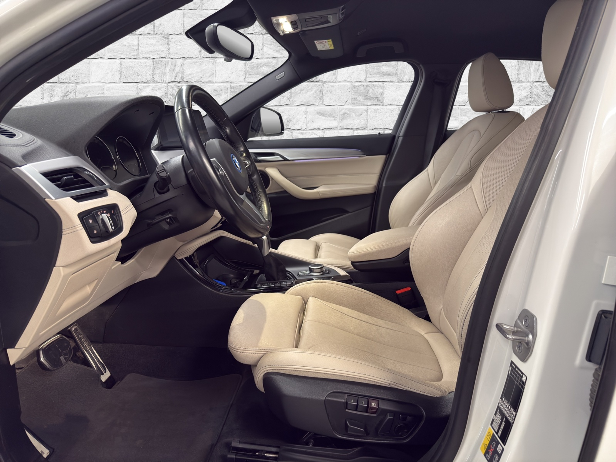 listing desktop thumbnail image 6