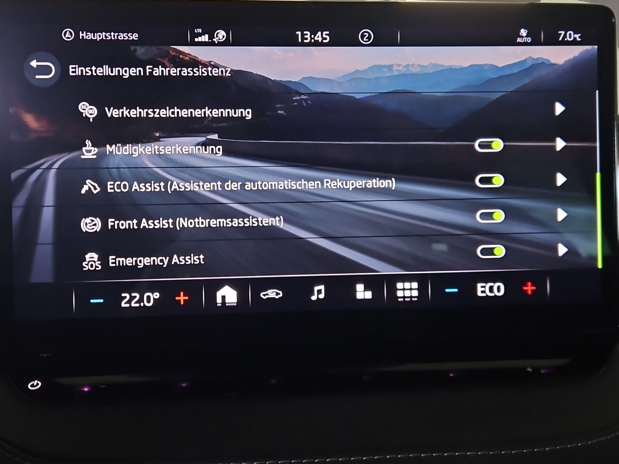 listing desktop thumbnail image 17