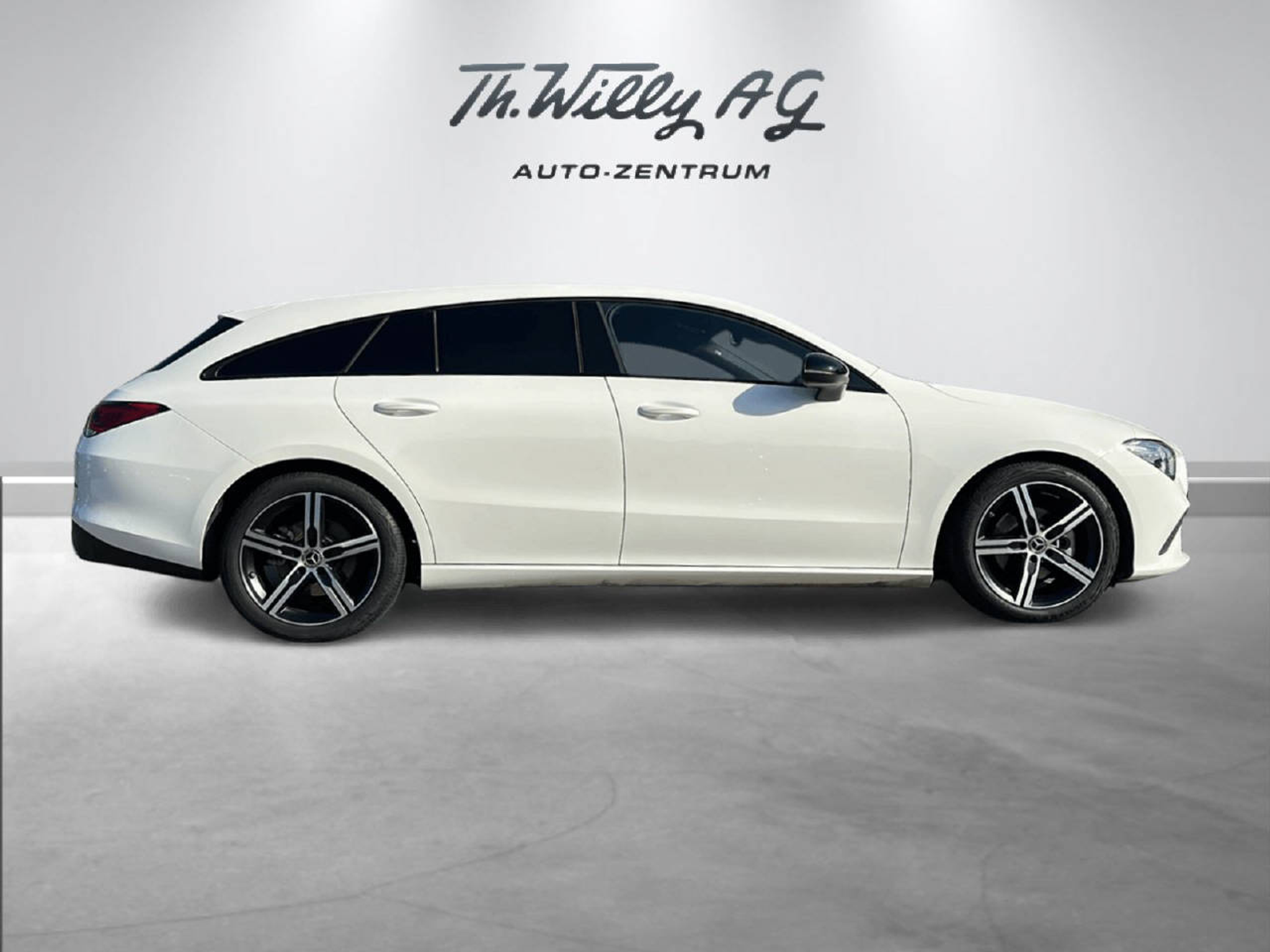 listing desktop thumbnail image 4