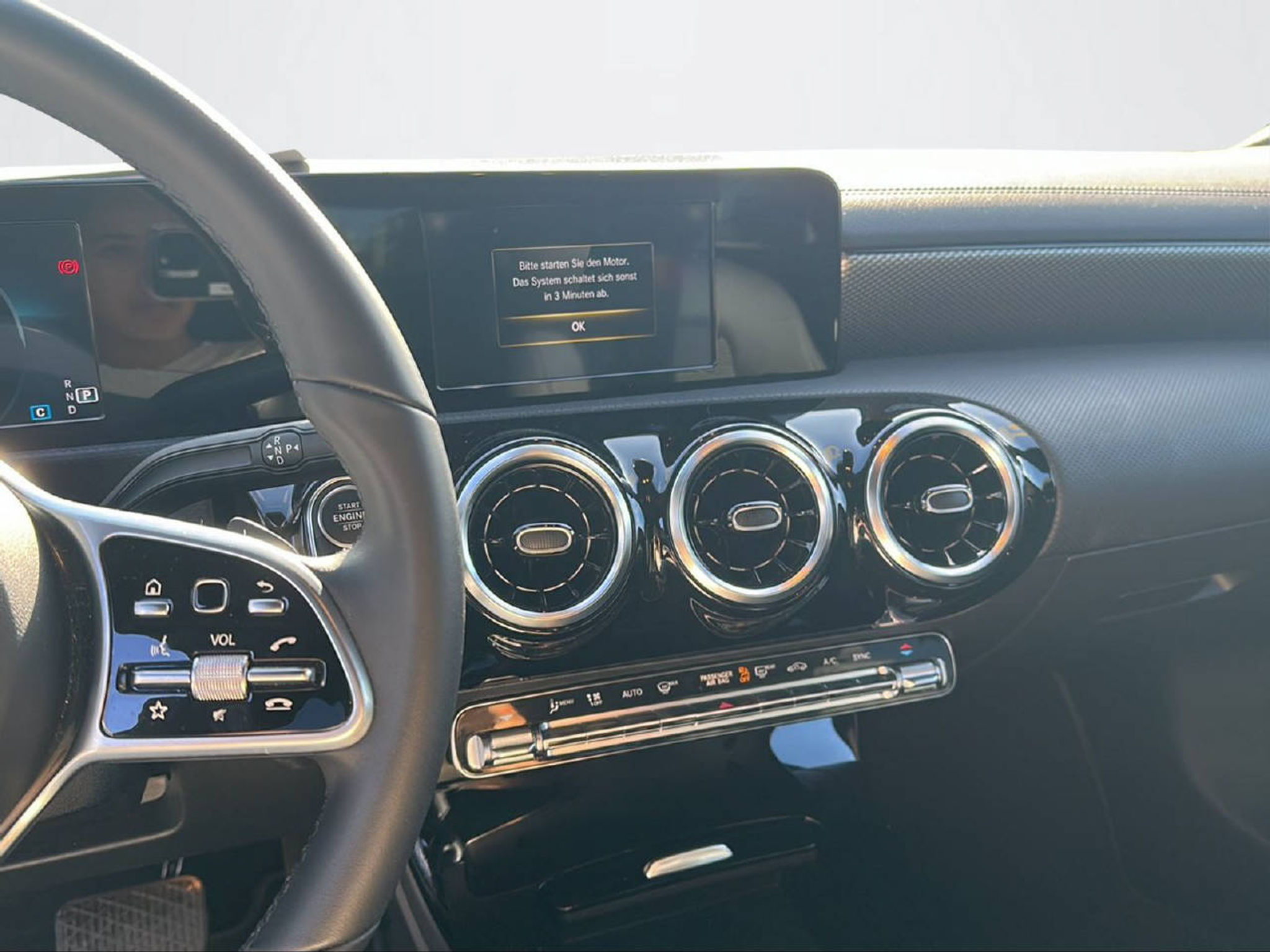 listing desktop thumbnail image 12