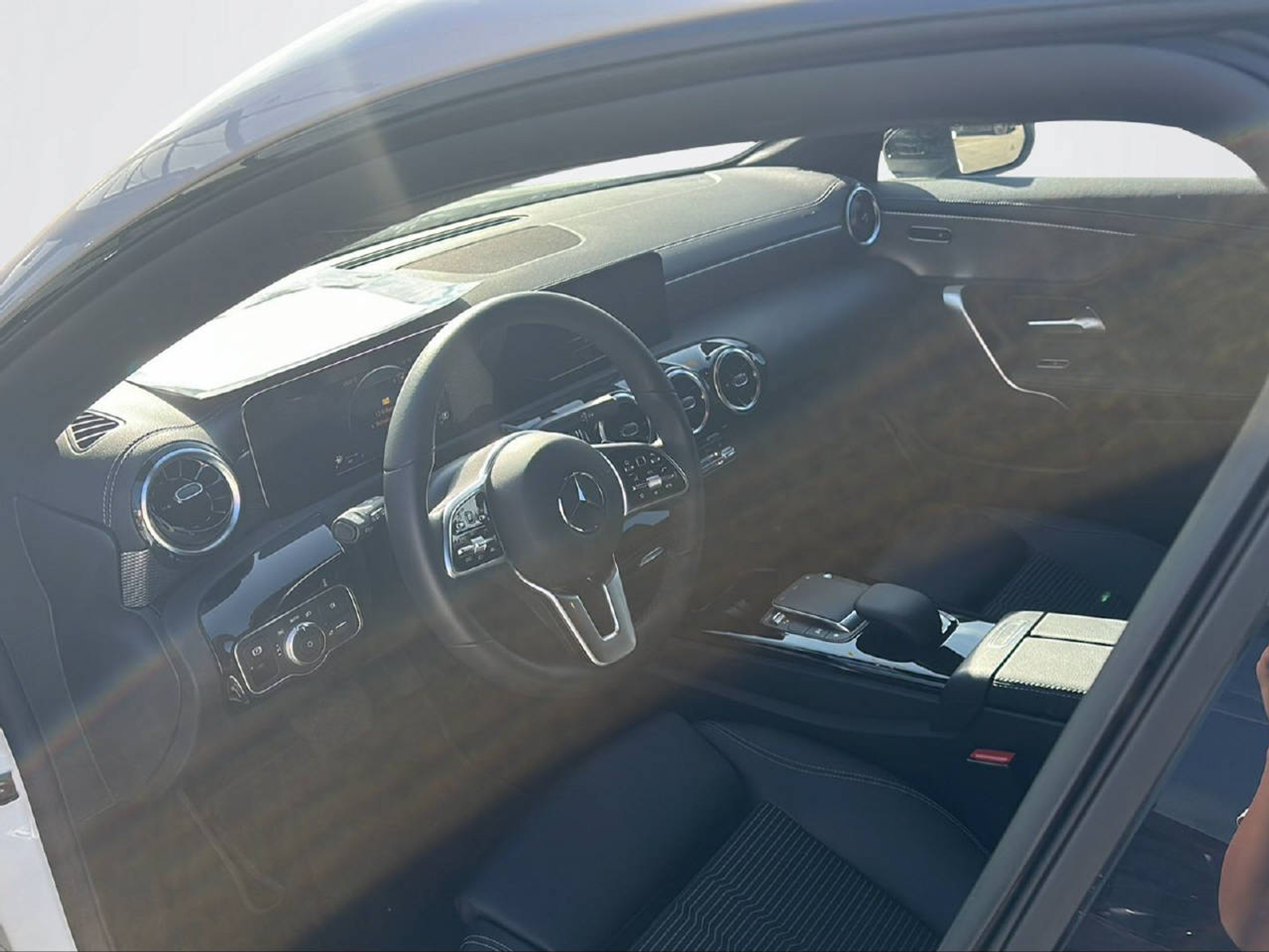 listing desktop thumbnail image 10