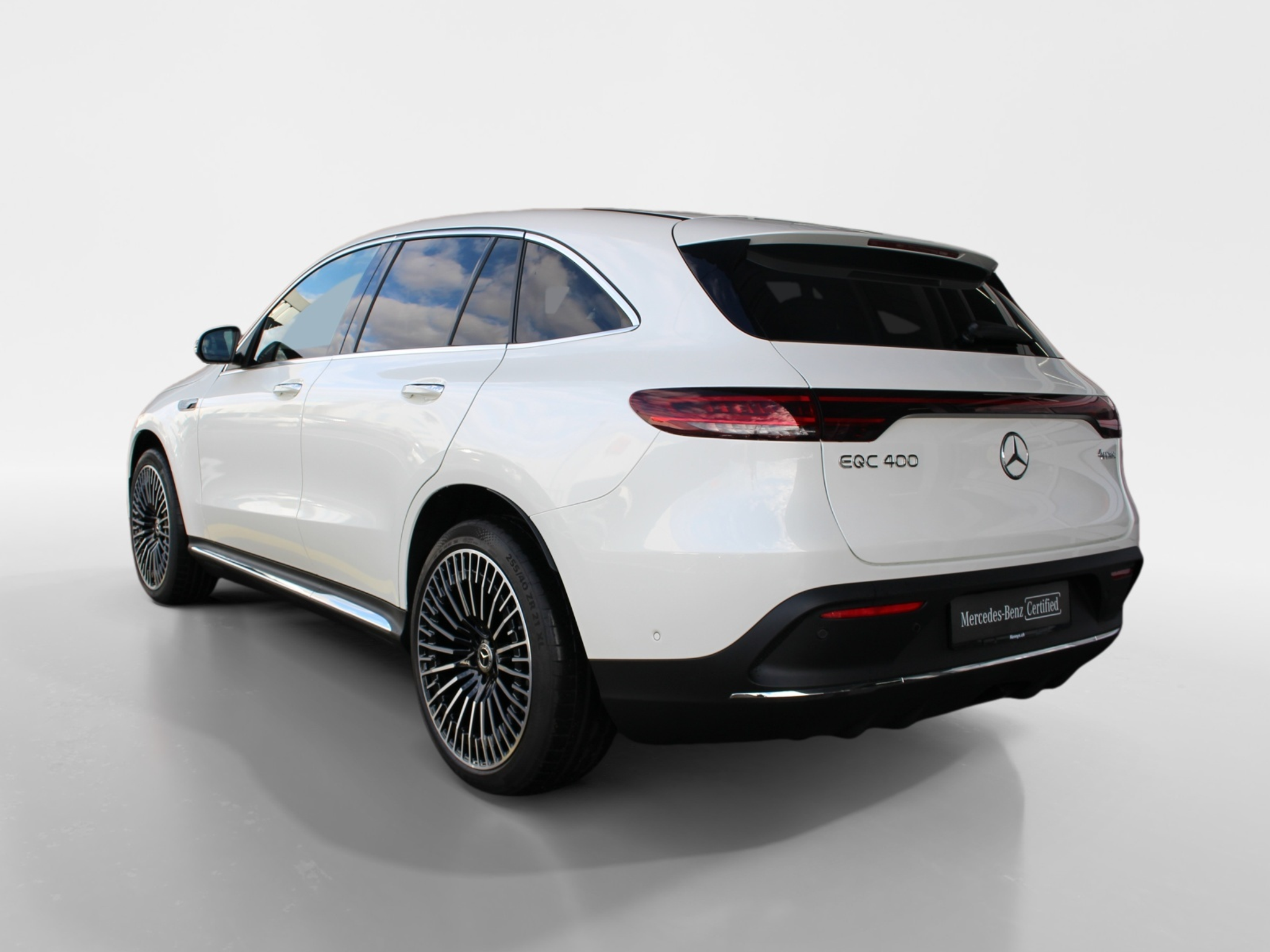 listing desktop thumbnail image 3