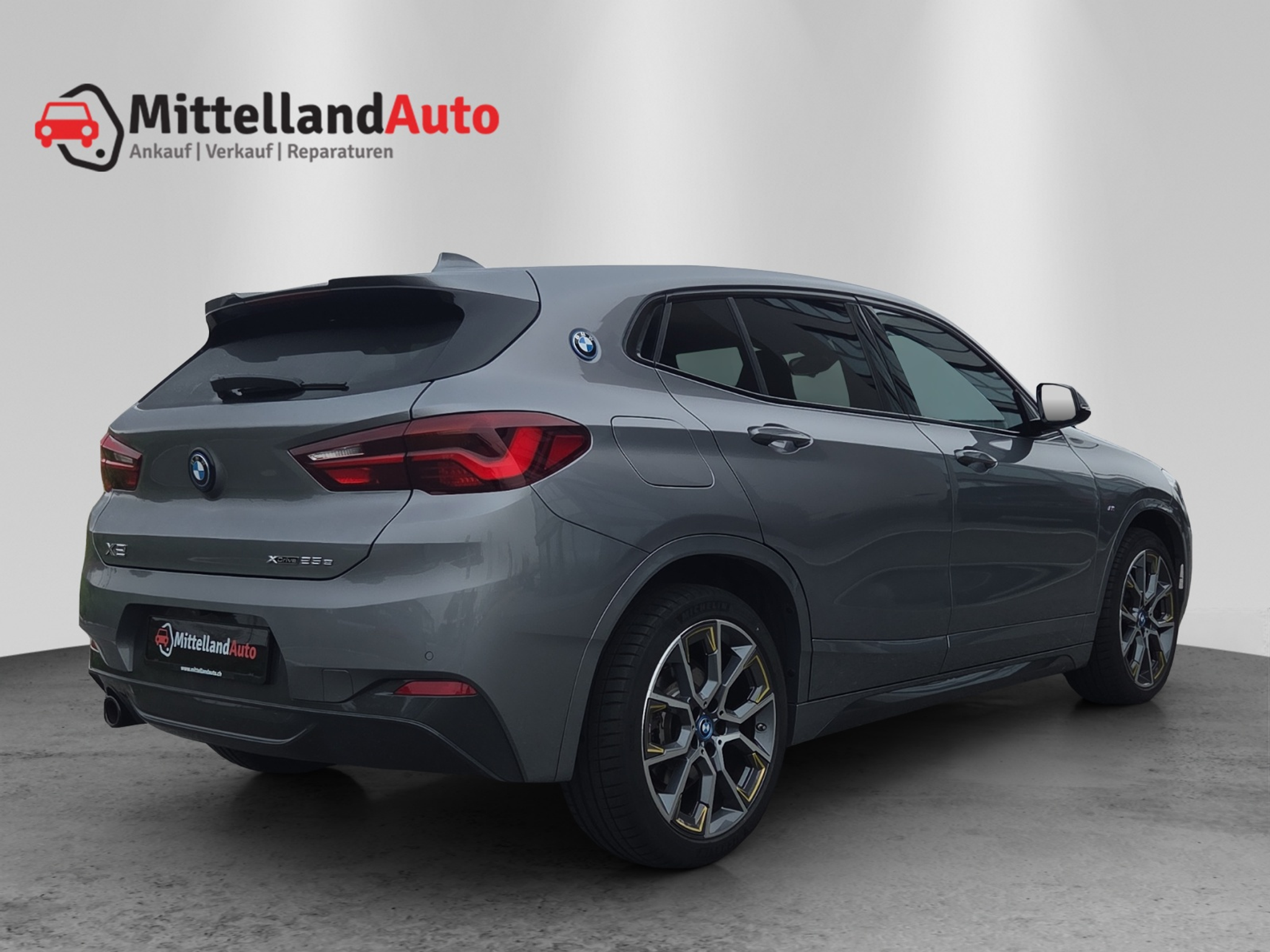 listing desktop thumbnail image 11