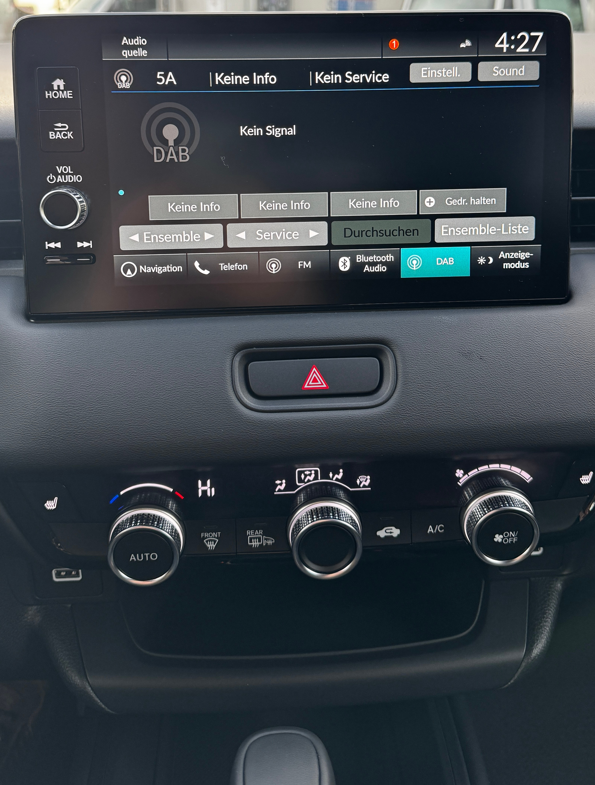 listing desktop thumbnail image 16