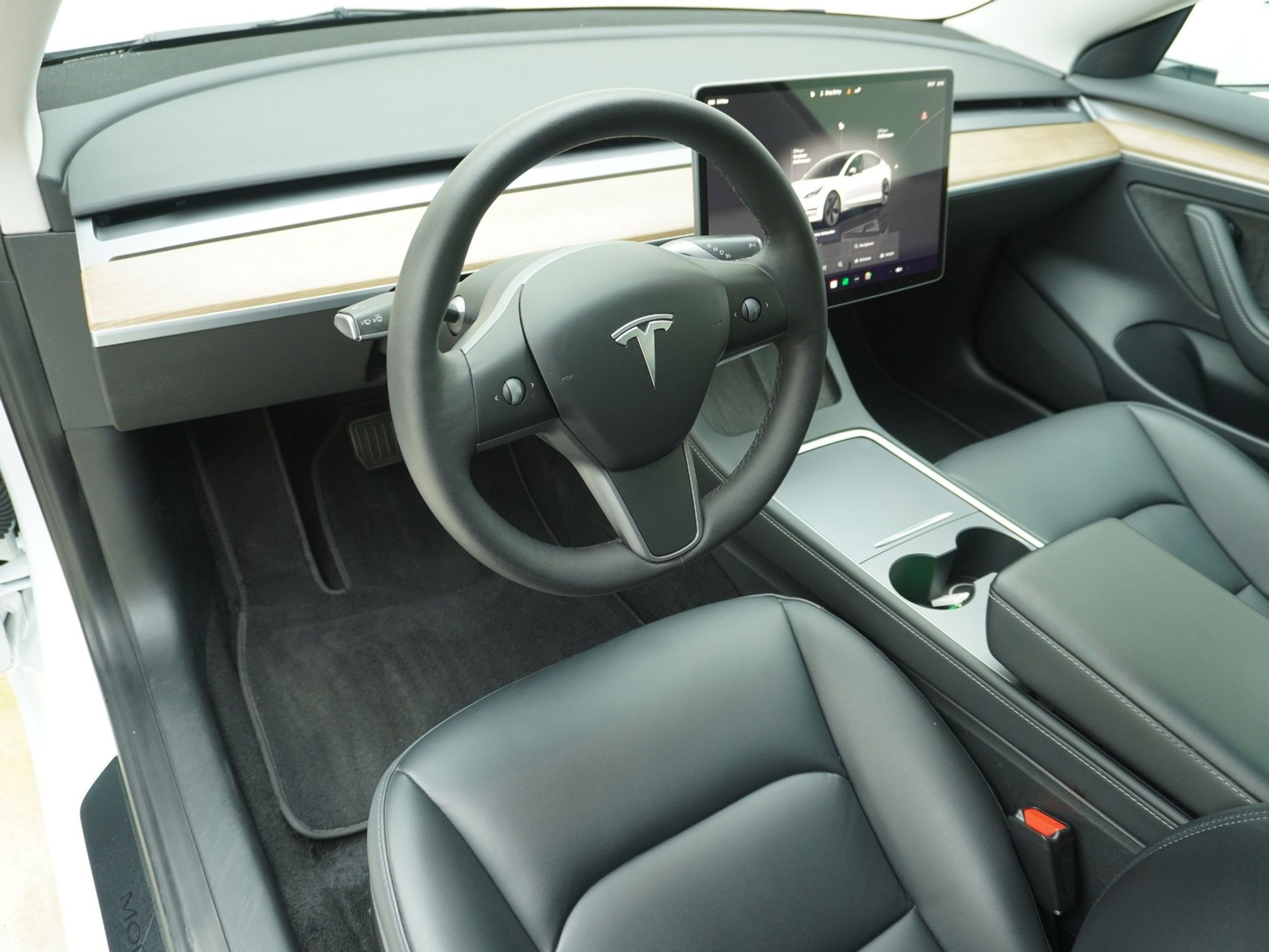 listing desktop thumbnail image 9