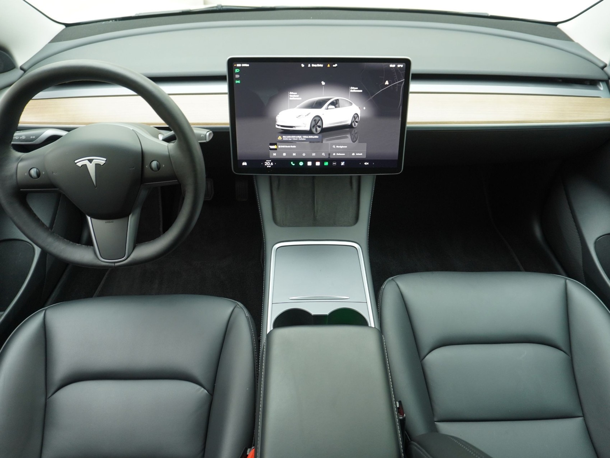 listing desktop thumbnail image 14