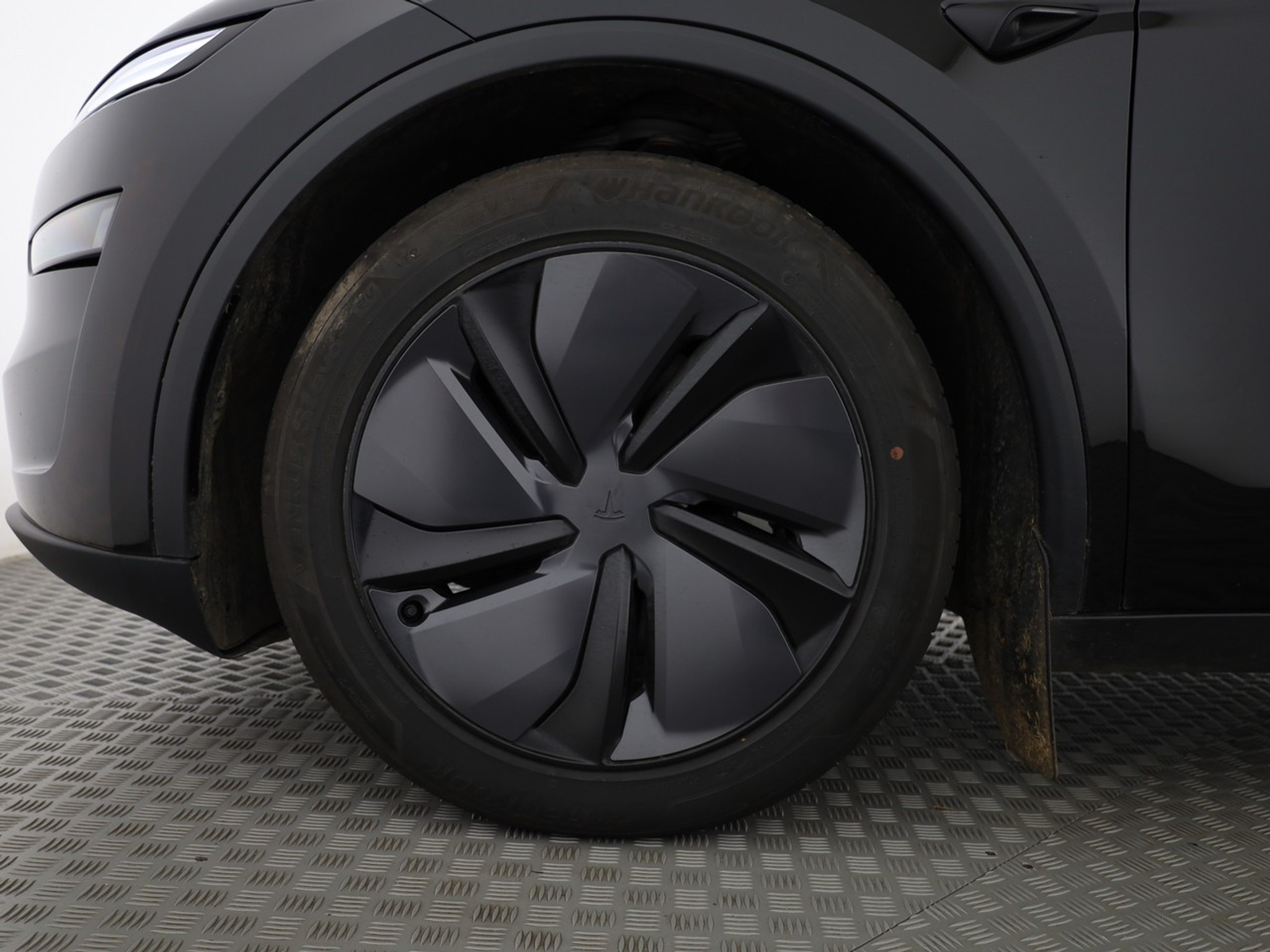 listing desktop thumbnail image 7