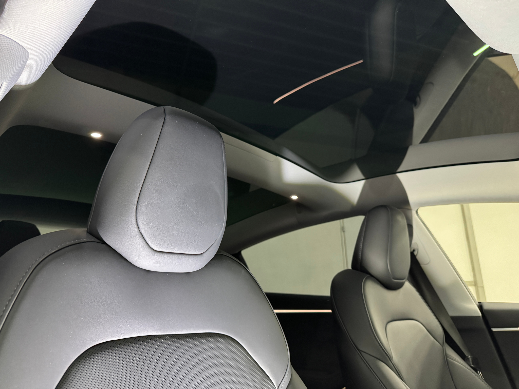 listing desktop thumbnail image 6