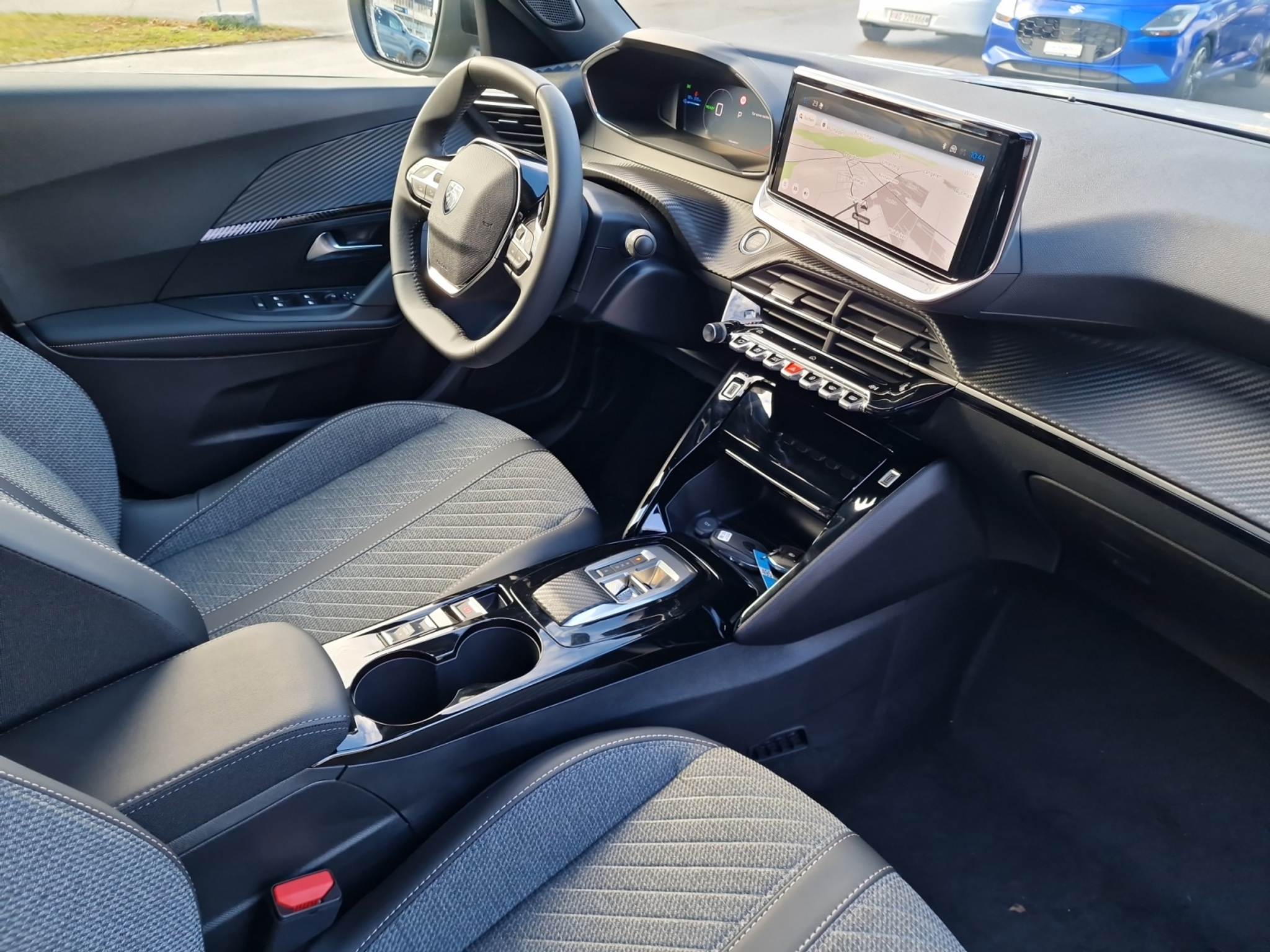 listing desktop thumbnail image 12