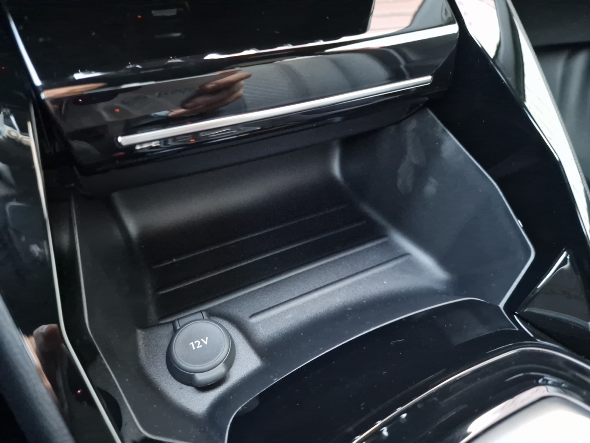 listing desktop thumbnail image 18